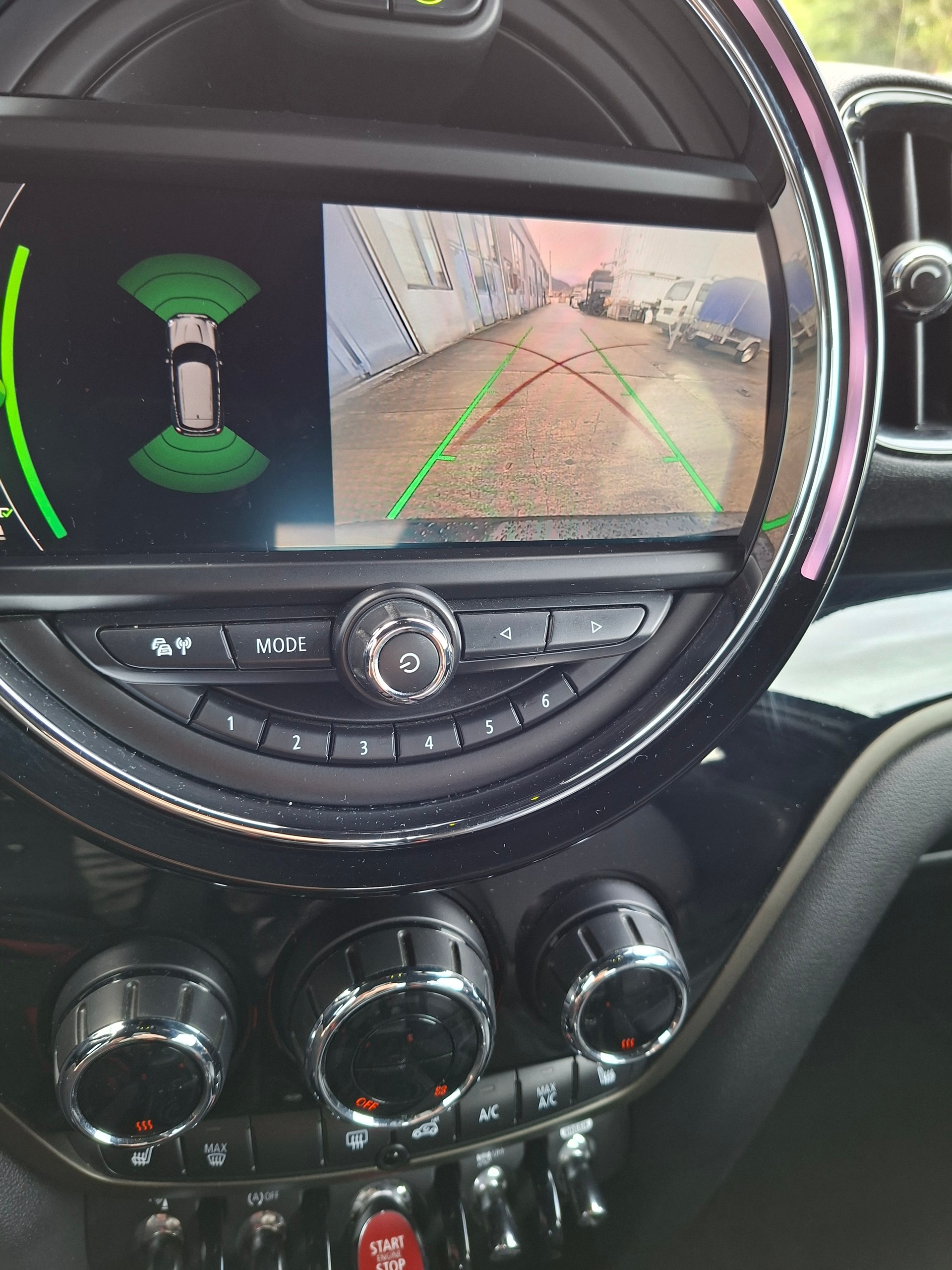 MINI Countryman Cooper SD ALL4 Steptronic-image-11