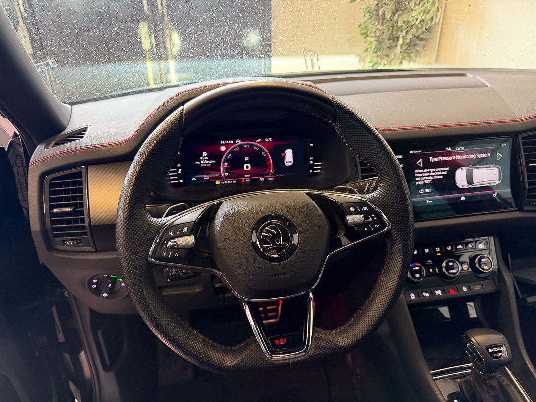 SKODA Kodiaq 2.0 TSI 4x4 RS-image-5