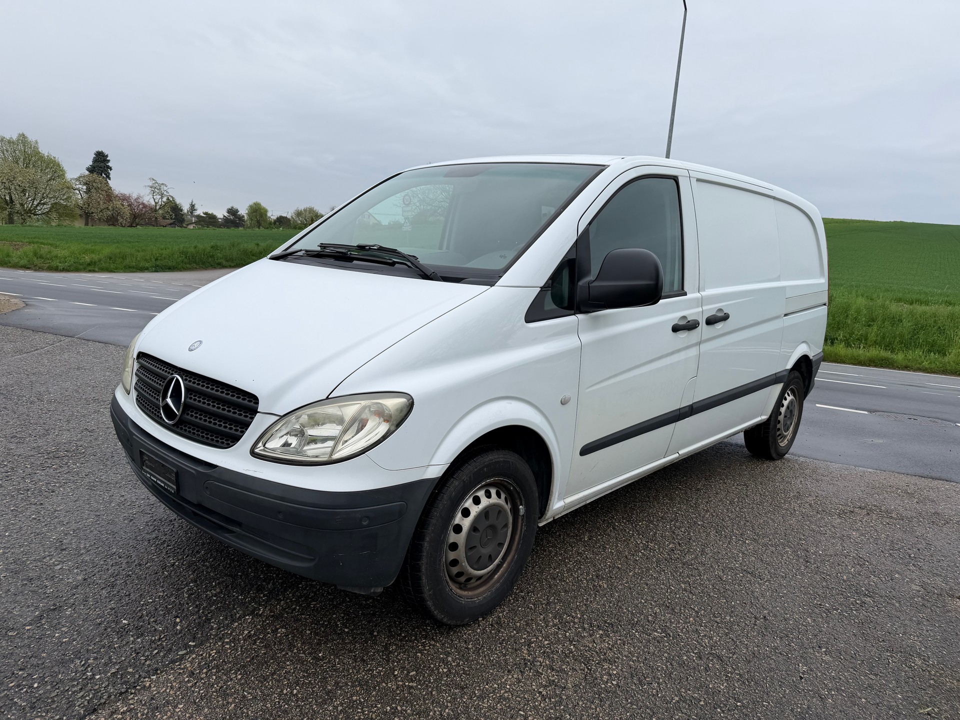 MERCEDES-BENZ Vito 111 CDI-image-2