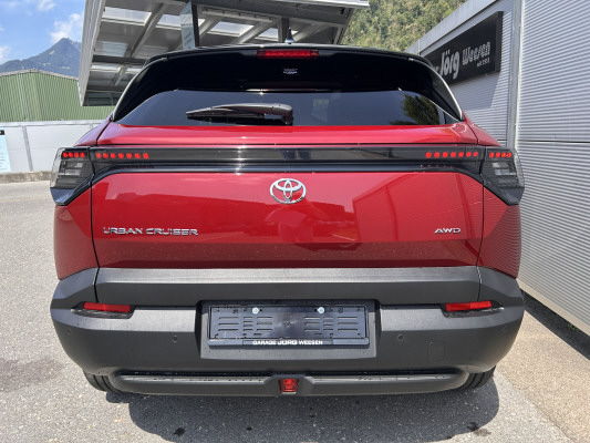 TOYOTA Urban Cr.61kWh Prem. AWD-image-4