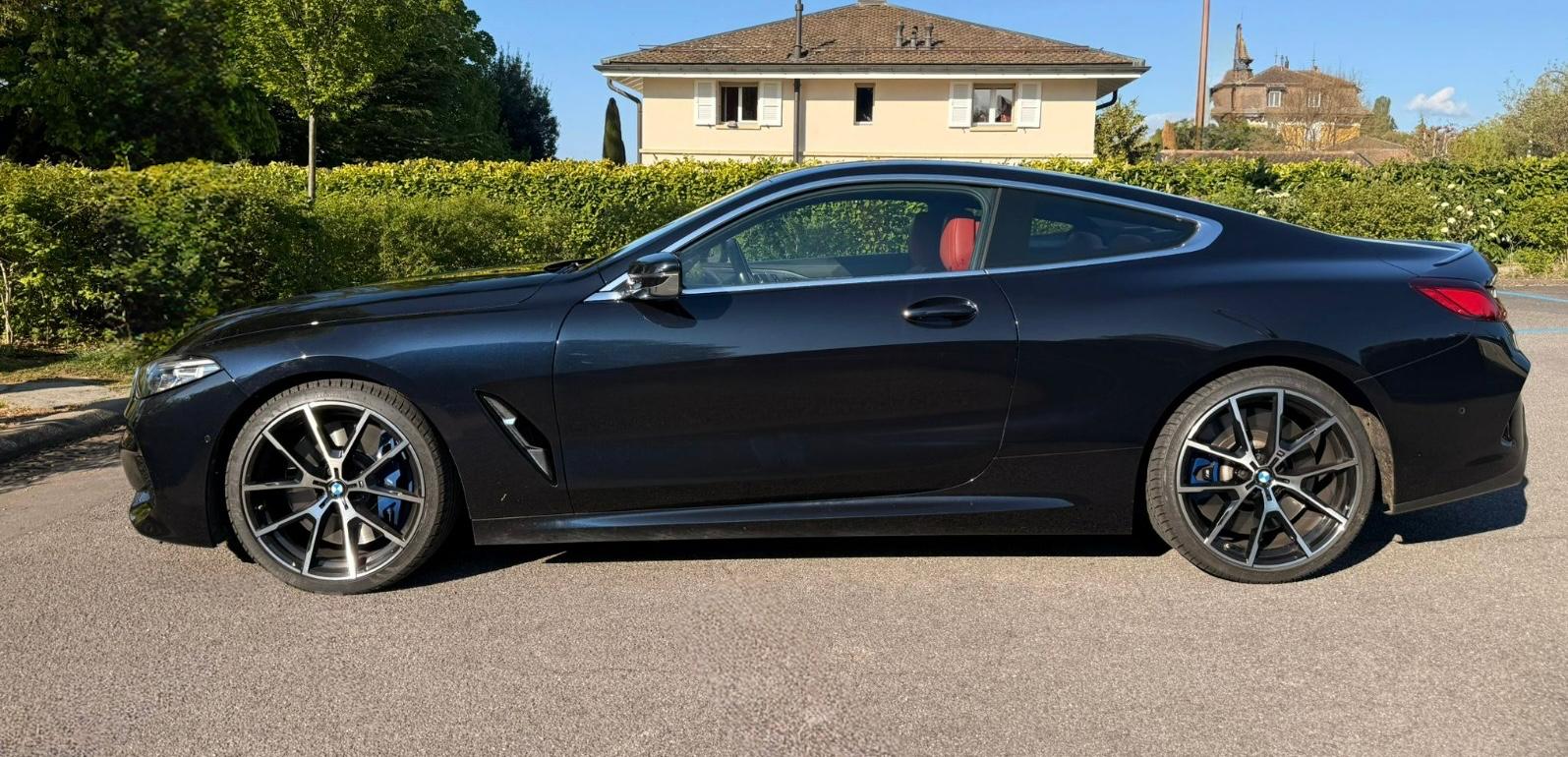 BMW M850i xDrive Steptronic-showroom-element-2