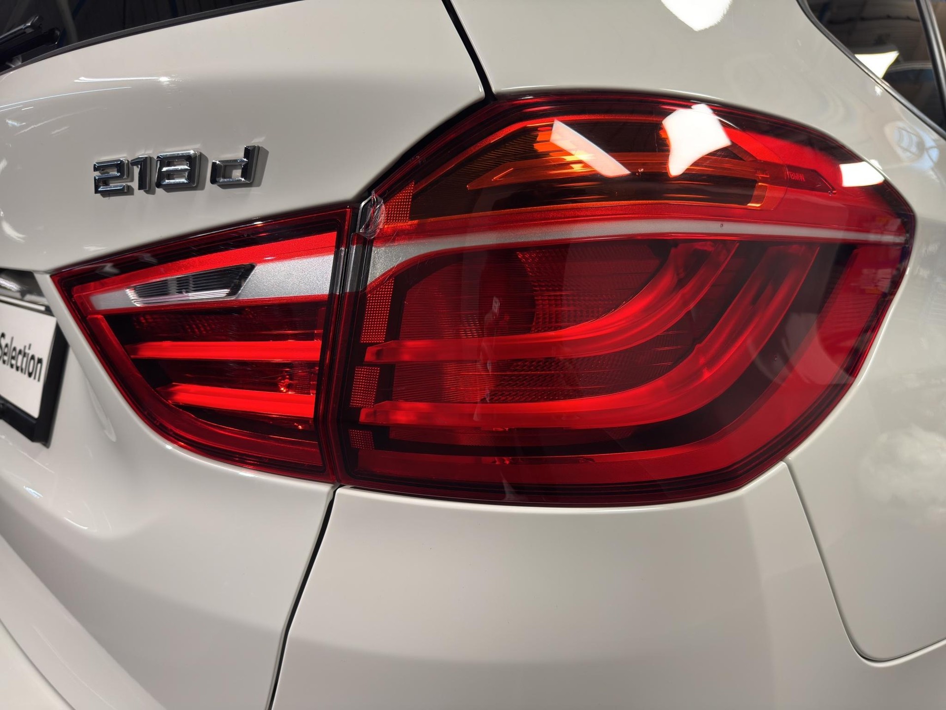 BMW 218d xDrive Gran Tourer-image-5