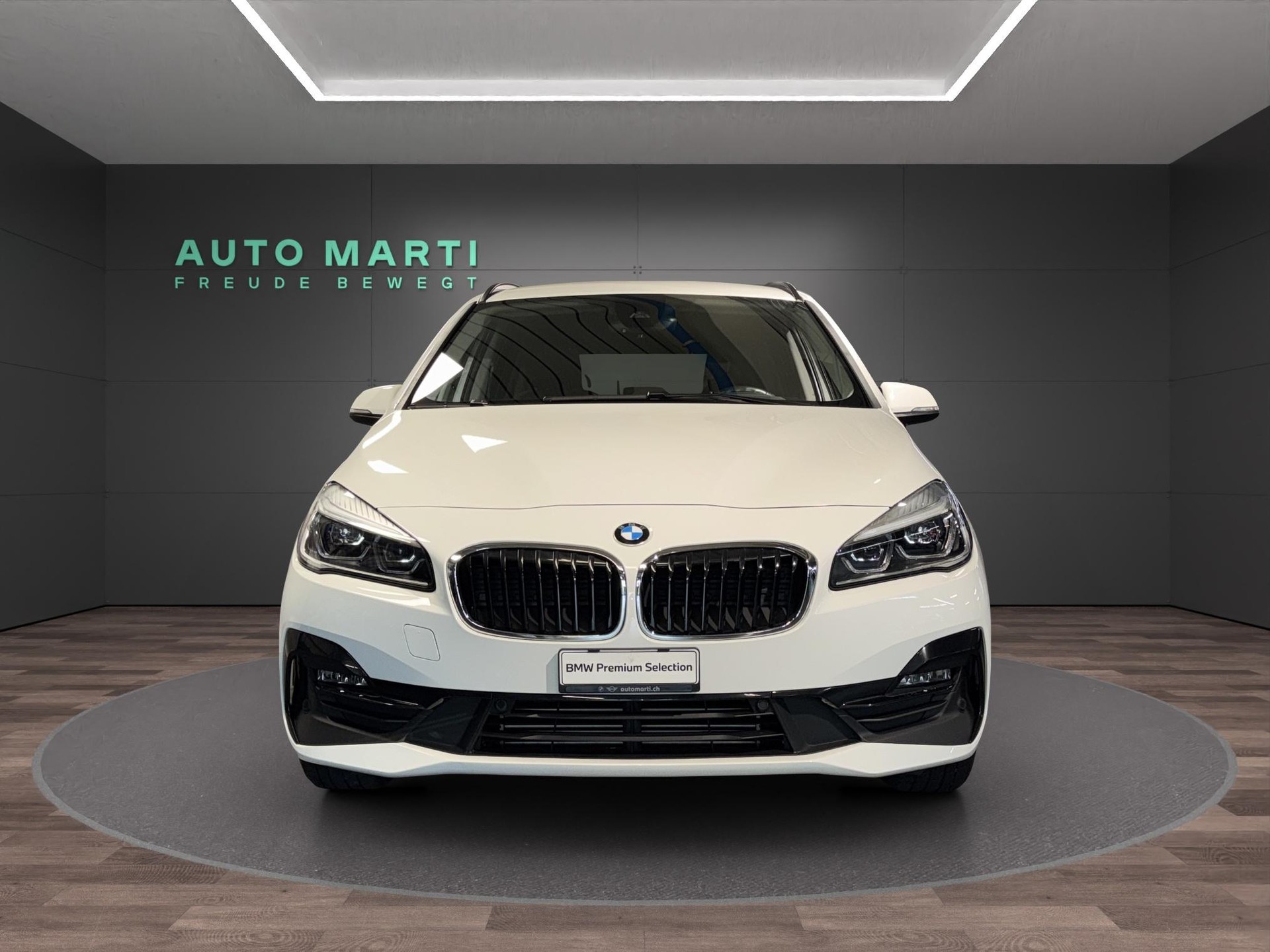 BMW 218d xDrive Gran Tourer-image-4