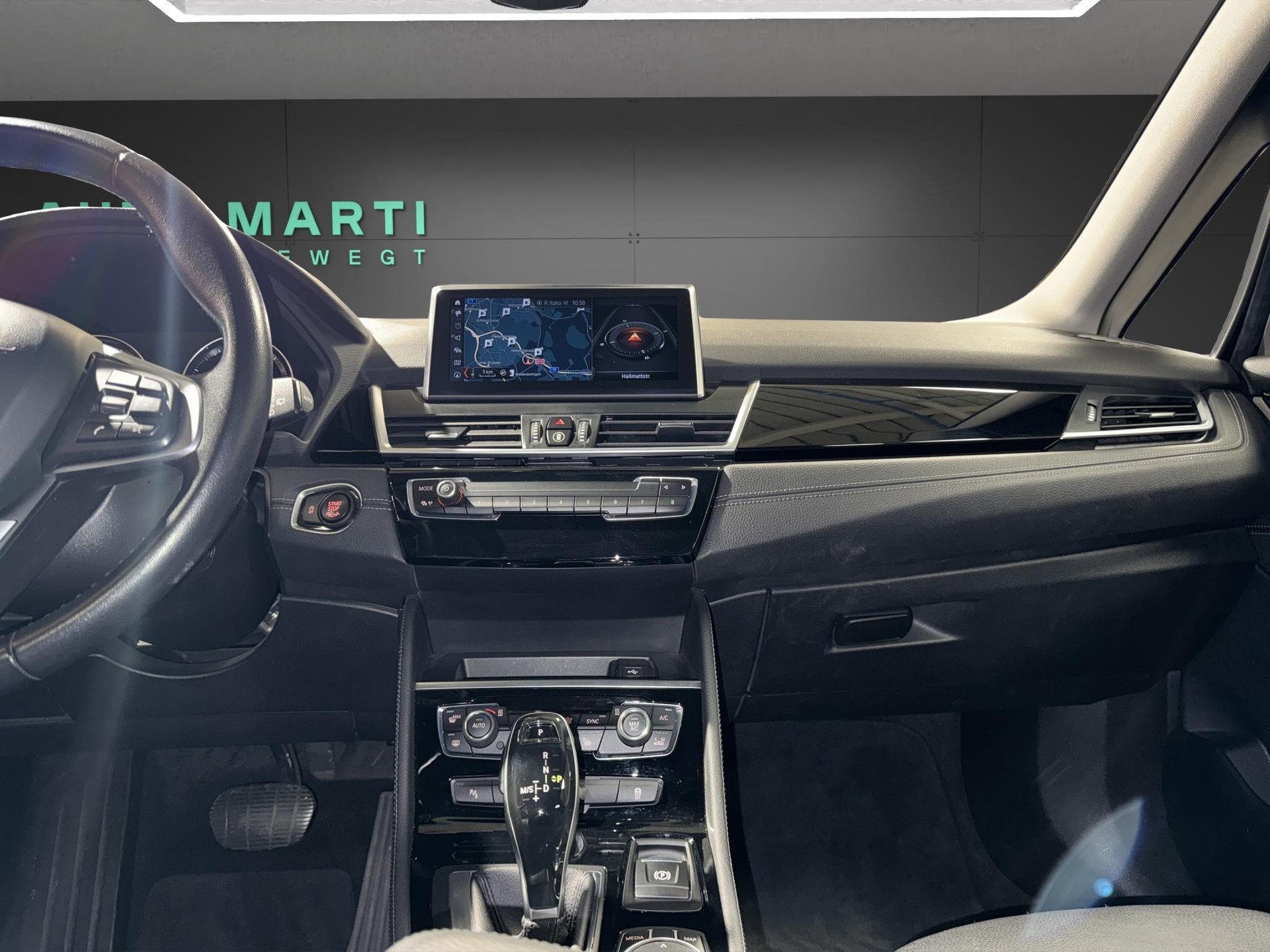 BMW 218d xDrive Gran Tourer-image-18