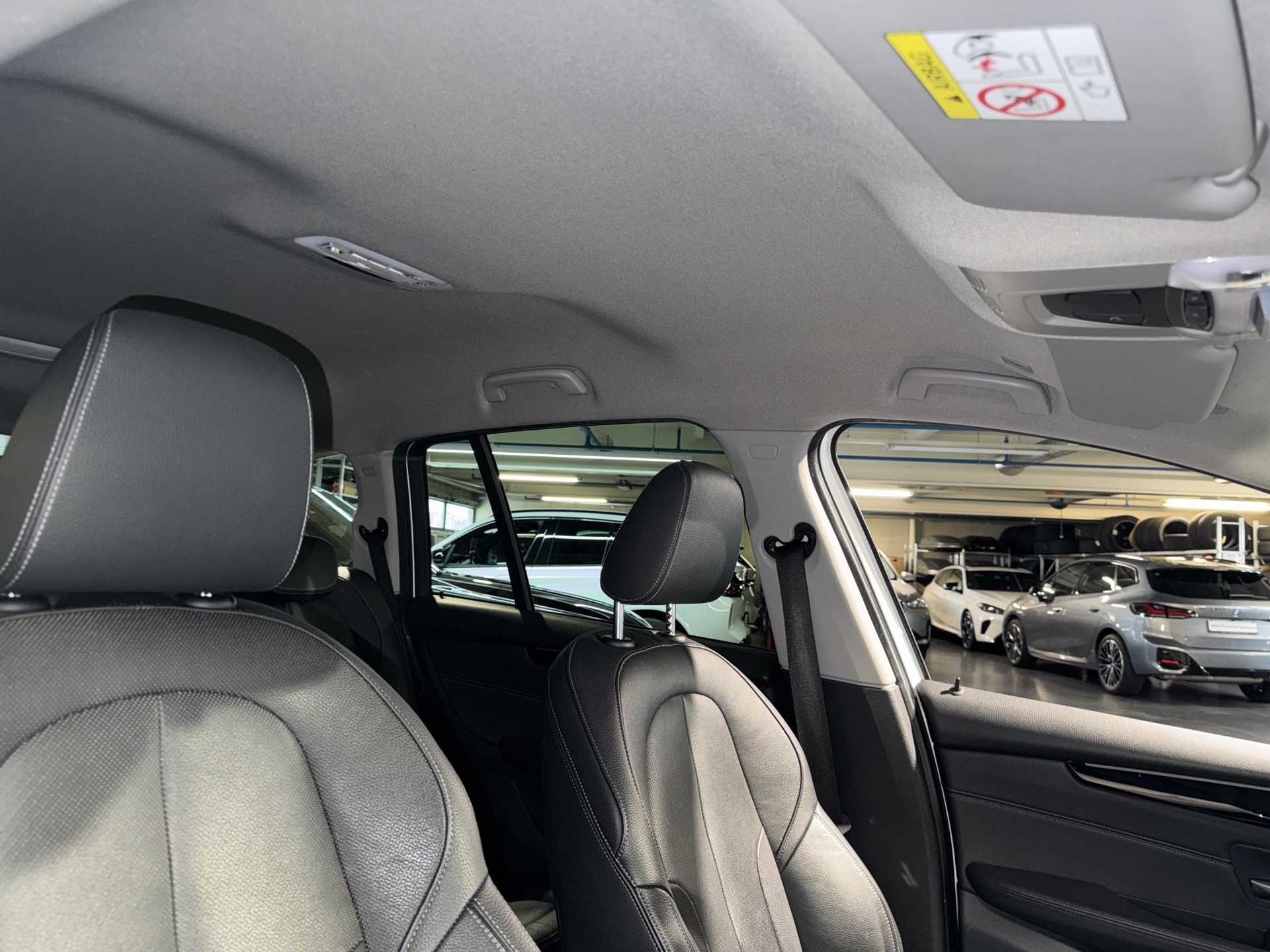 BMW 218d xDrive Gran Tourer-image-20