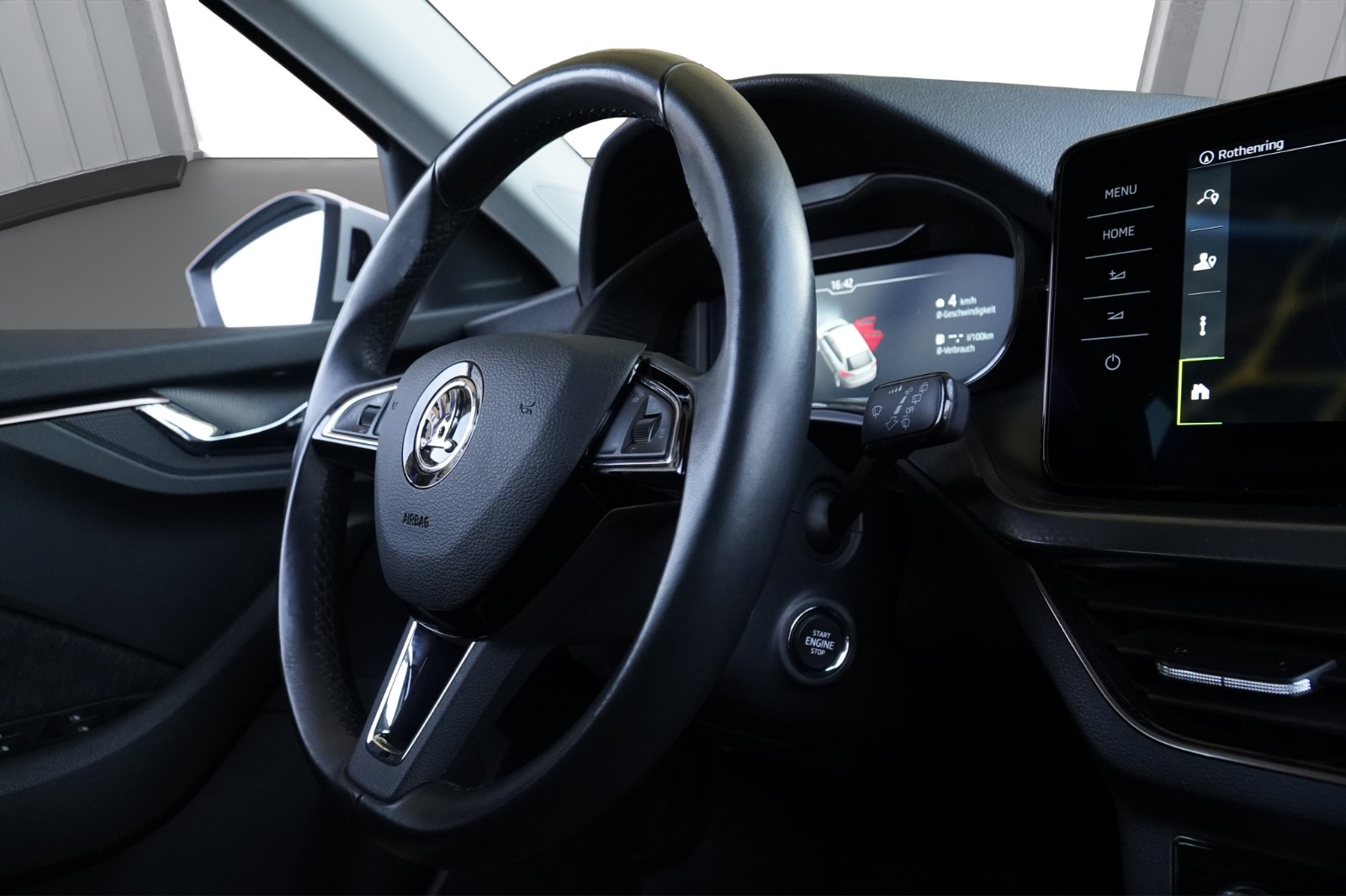SKODA Scala 1.0 TSI Style *CH Fahrzeug & AHK*-image-10