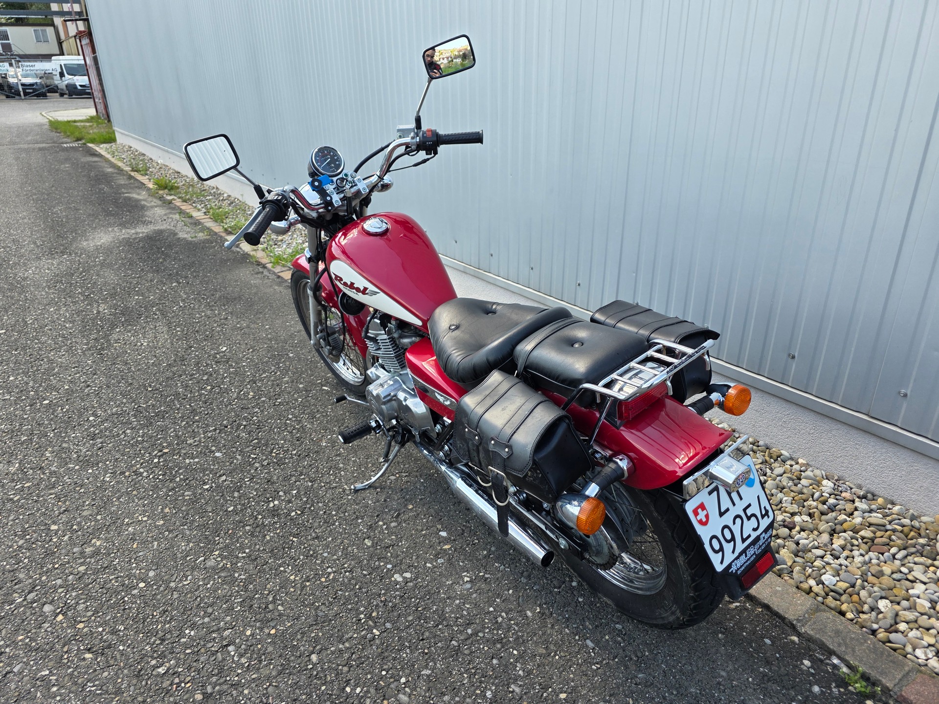HONDA CA 125 Rebel-image-2