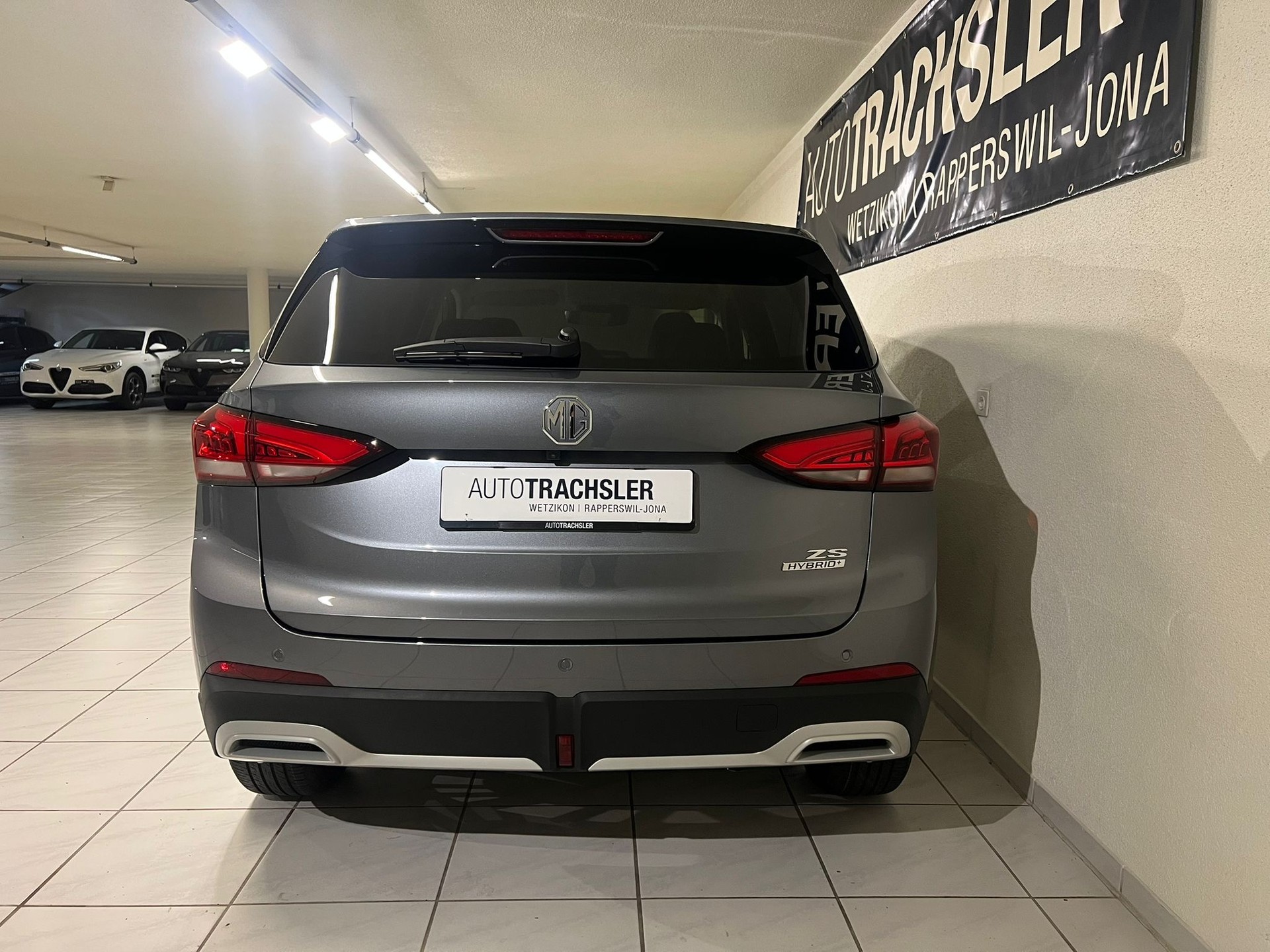 MG ZS 1.5 HEV Luxury-image-4