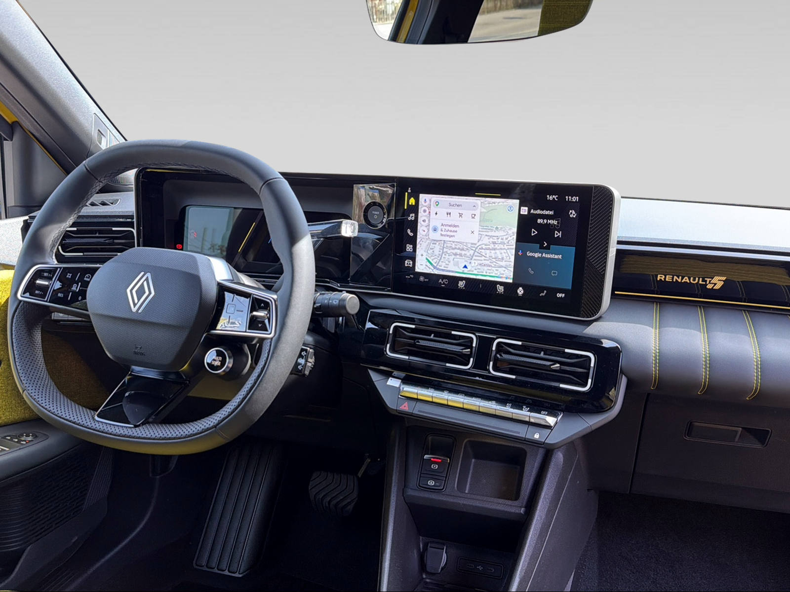 RENAULT R5 E-TECH ELECTRIC iconic five 150PS Comfort Range-image-4