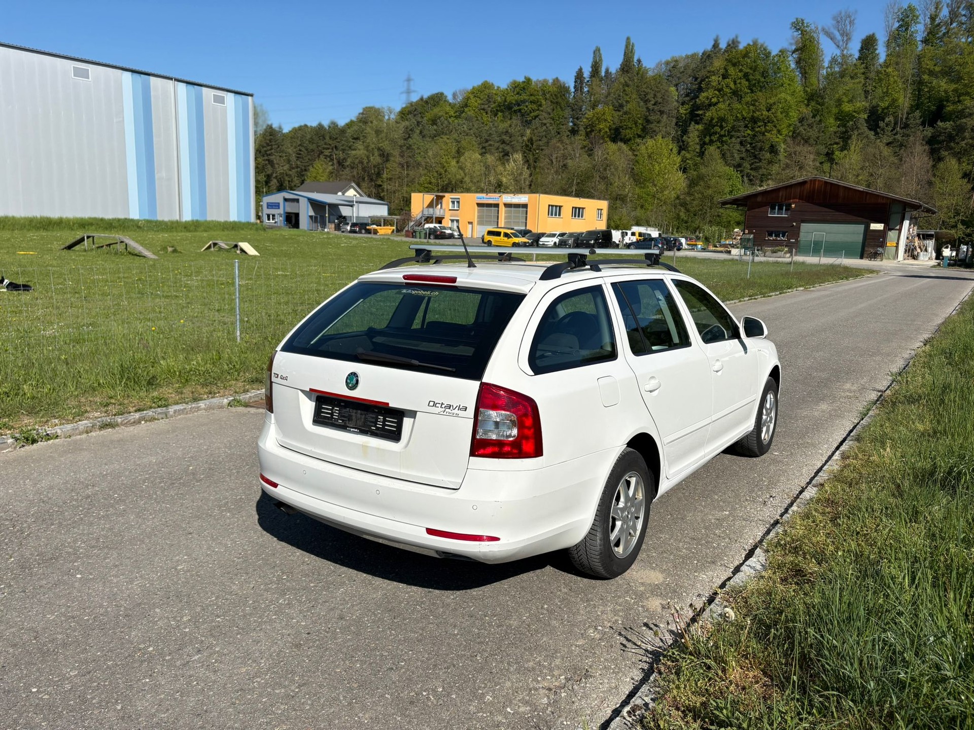 SKODA OCTAVIA-image-7