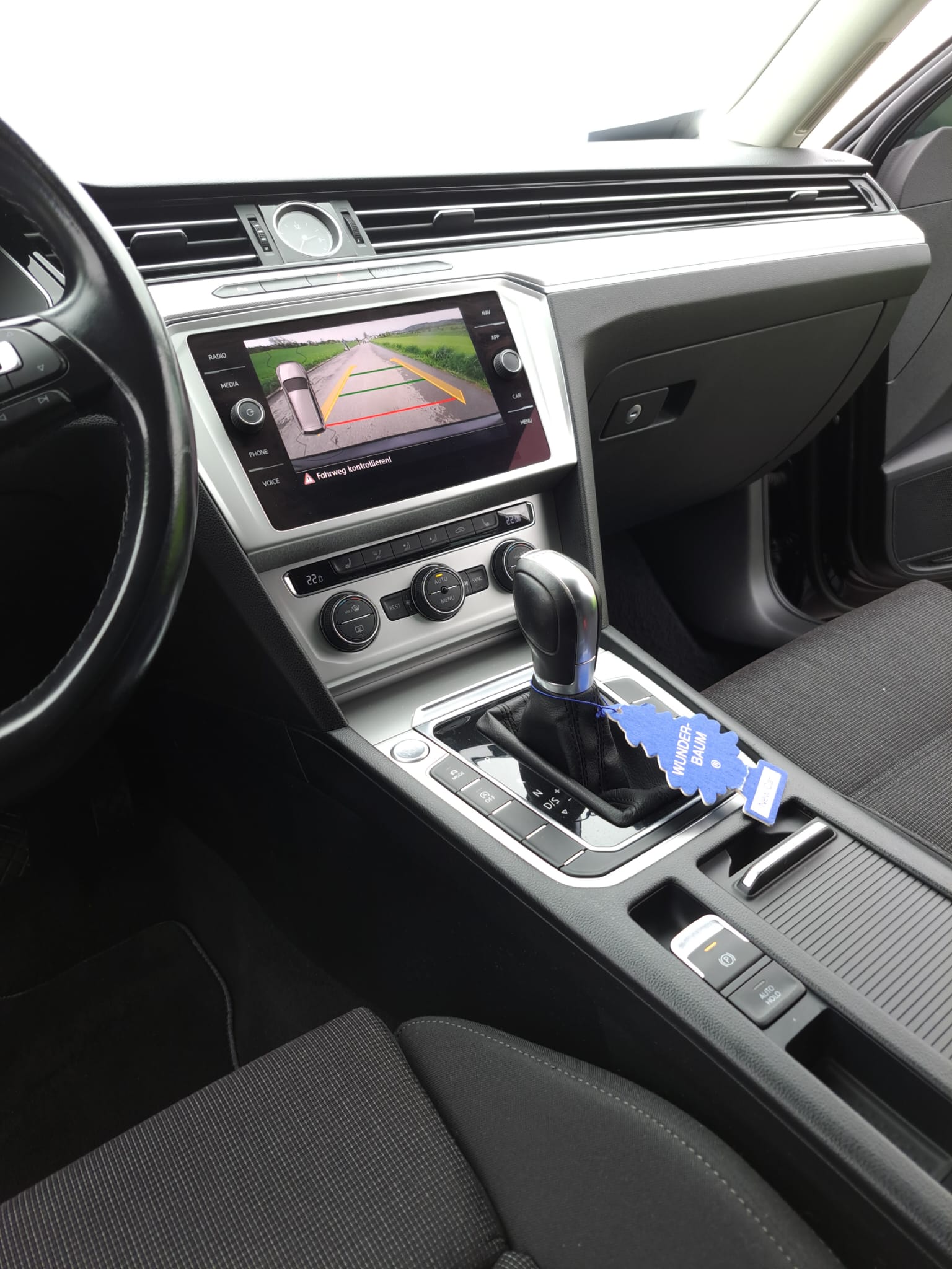 VW Passat Variant 2.0 TDI 150 Comfortline DSG-image-8
