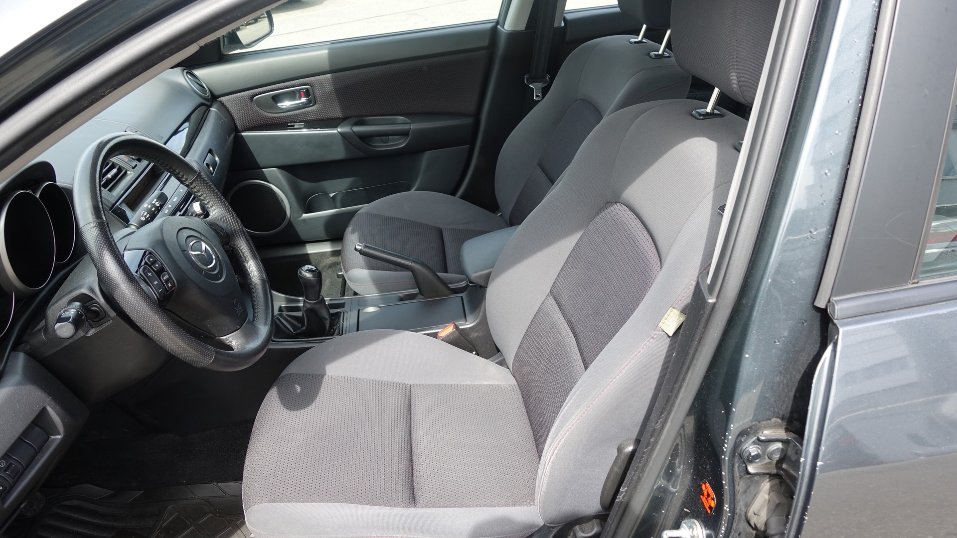 MAZDA 3 1.6 16V Exclusive-image-5