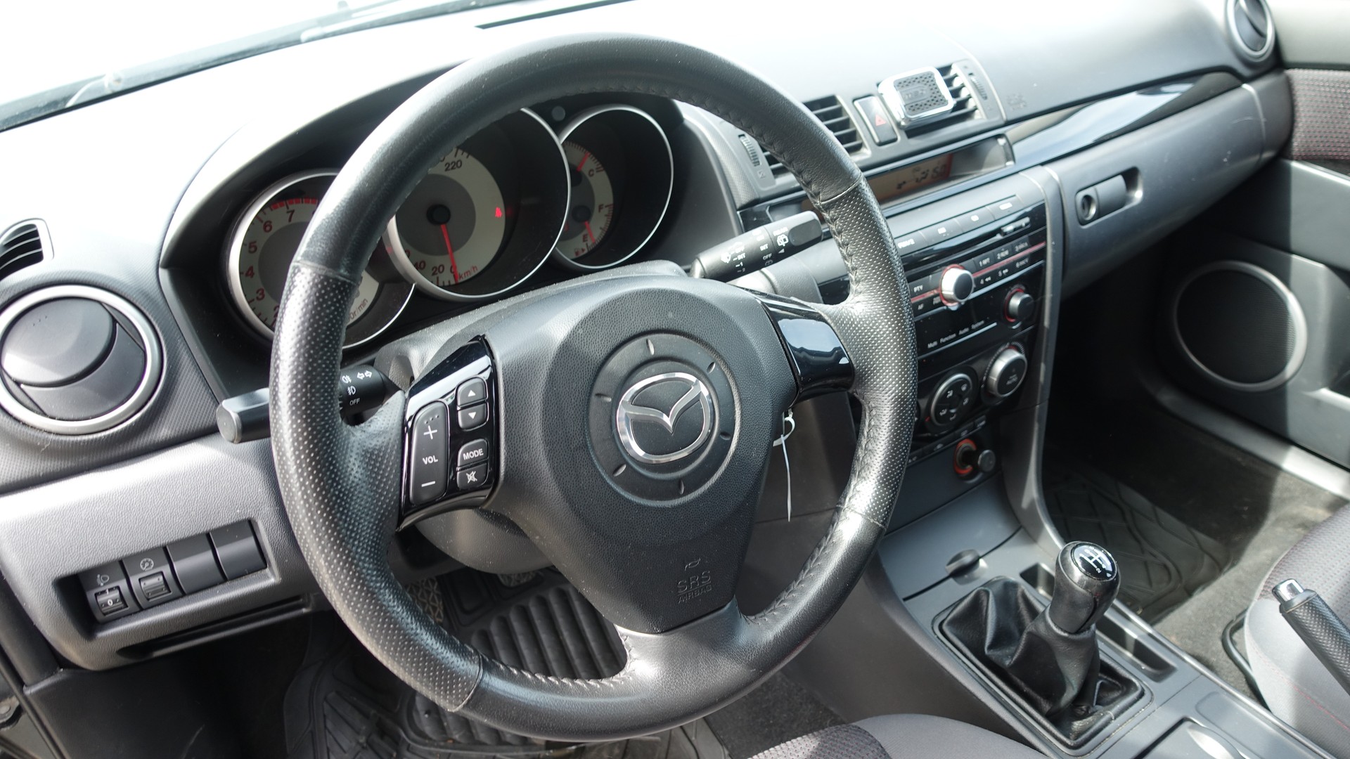 MAZDA 3 1.6 16V Exclusive-image-6