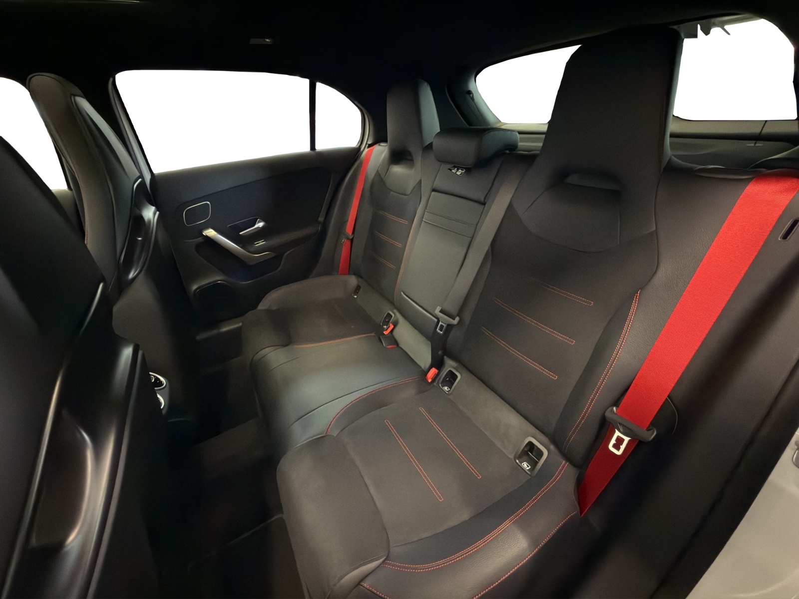 MERCEDES-BENZ A AMG 45 S 4Matic 8G-DCT-image-15