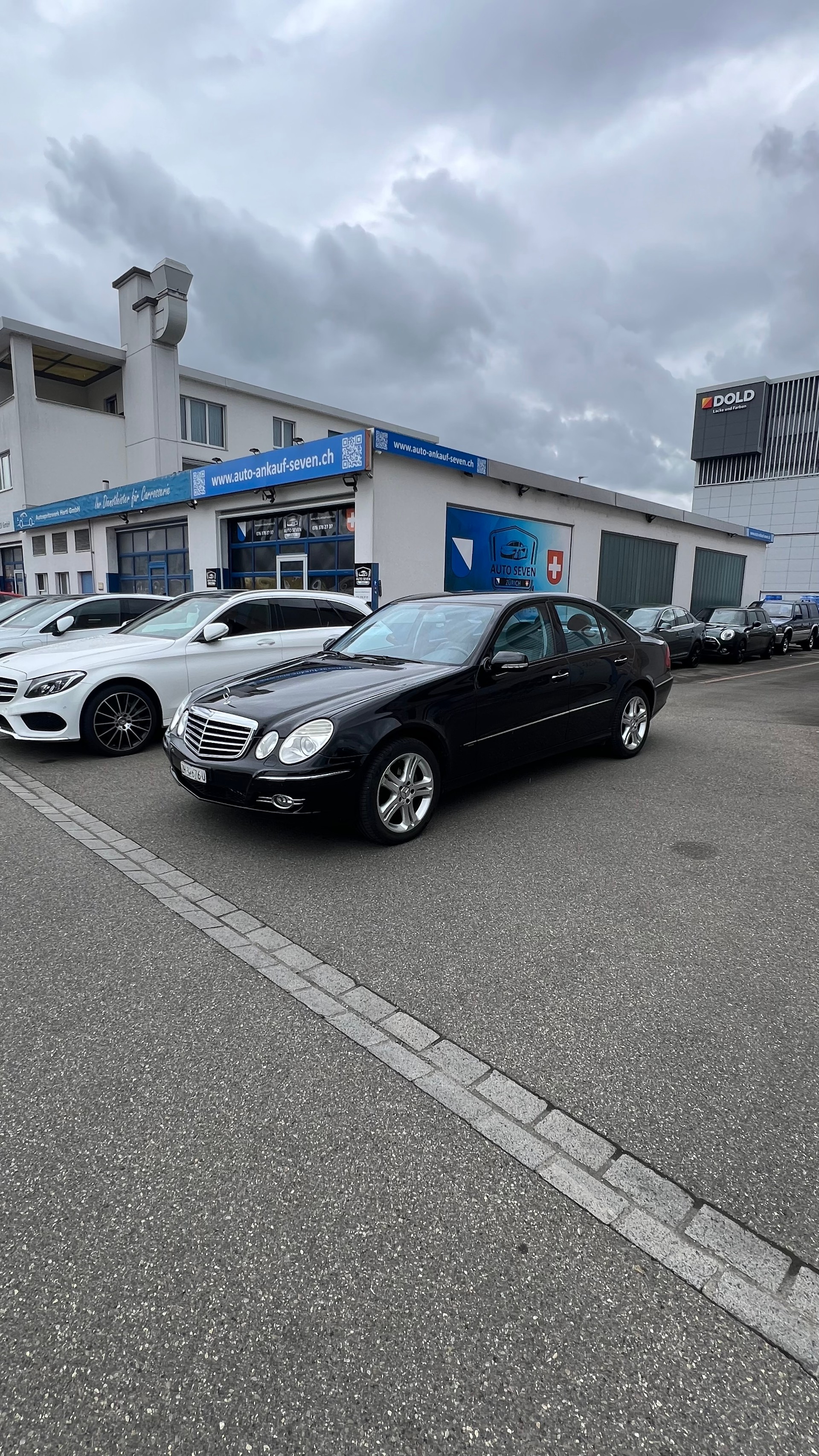 MERCEDES-BENZ E 280 Avantgarde 4Matic Automatic