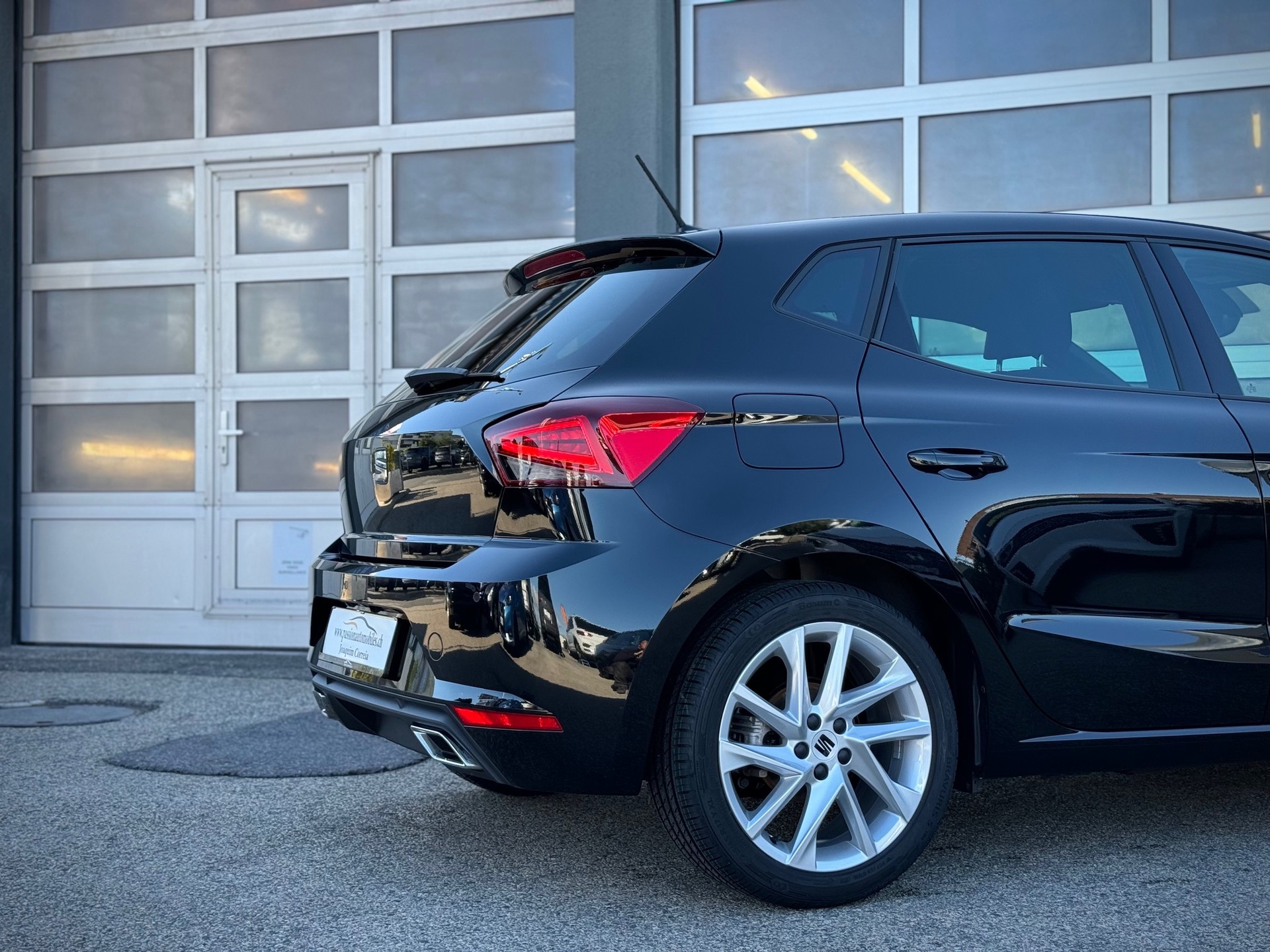 SEAT Ibiza 1.0 EcoTSI 115 FR DSG - Véhicule Suisse (CH)-image-3
