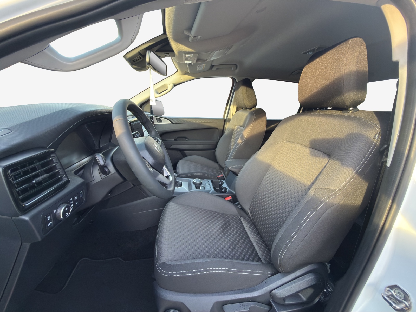 VW Amarok 2.0TDI Life-image-7