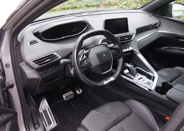 PEUGEOT 1.6 BlueHDi GT Line-image-5