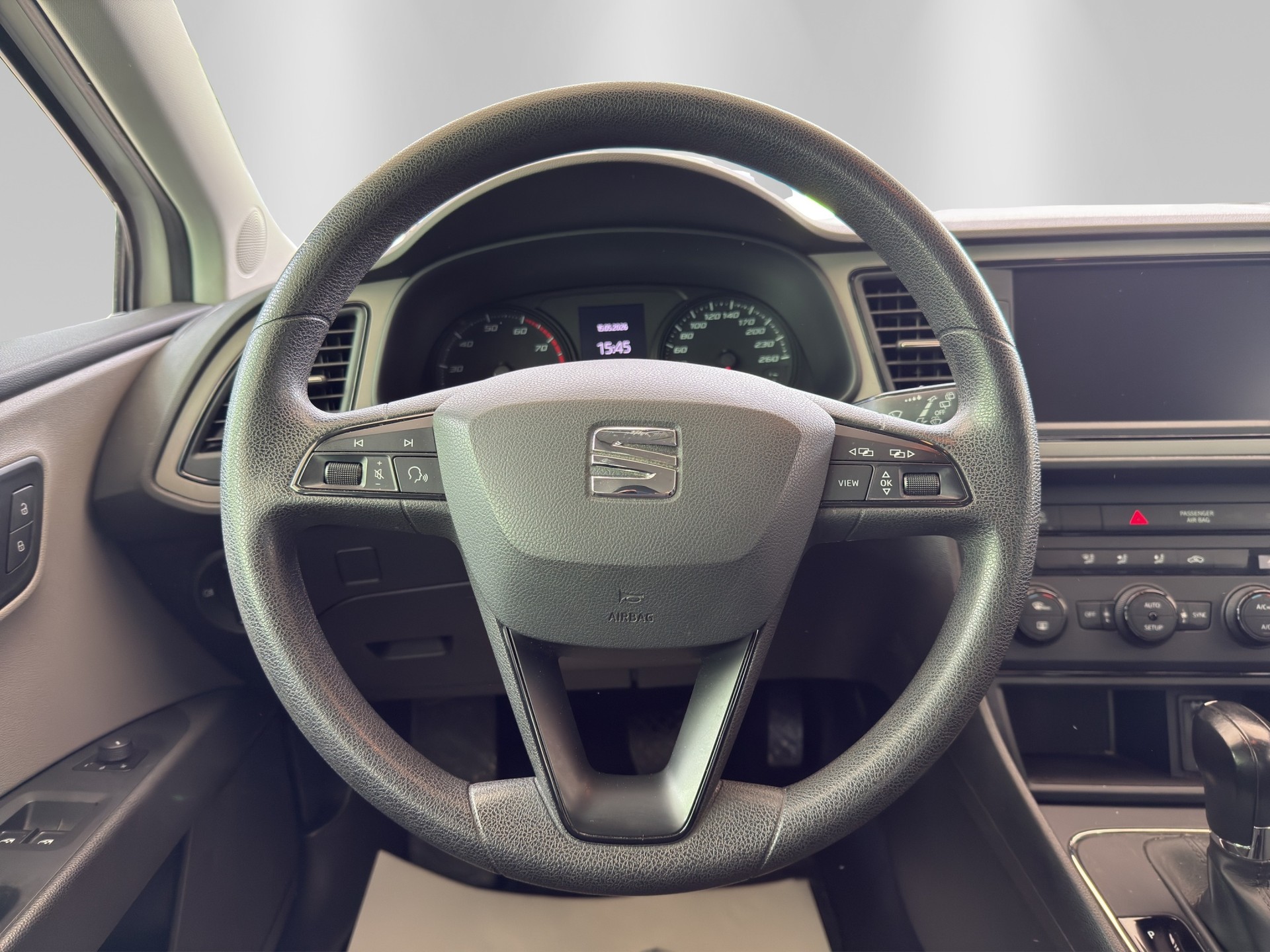 SEAT Leon ST 1.4 TGI Reference DSG-image-9