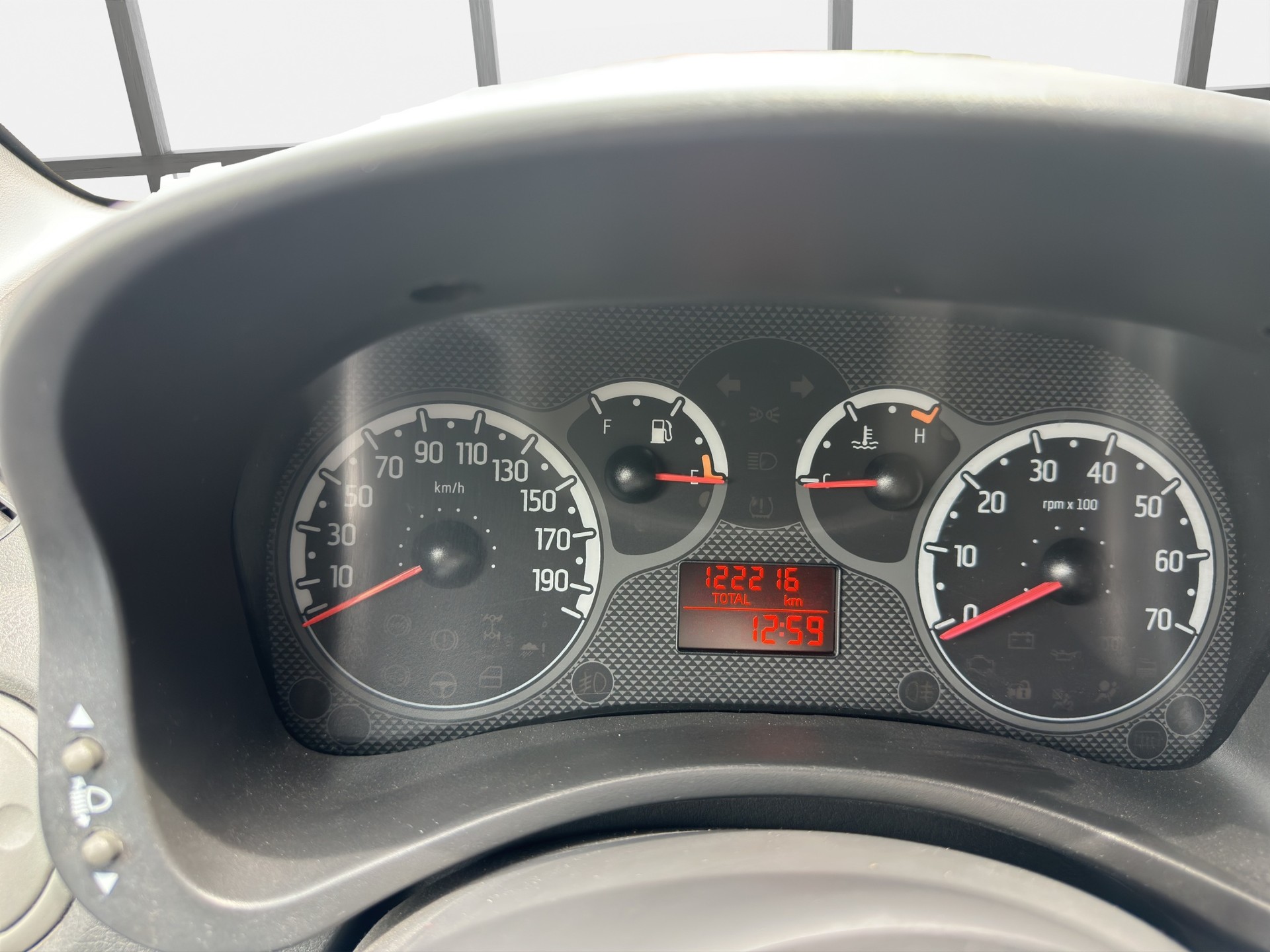 FIAT Panda 1.2 Climbing 4x4-image-9