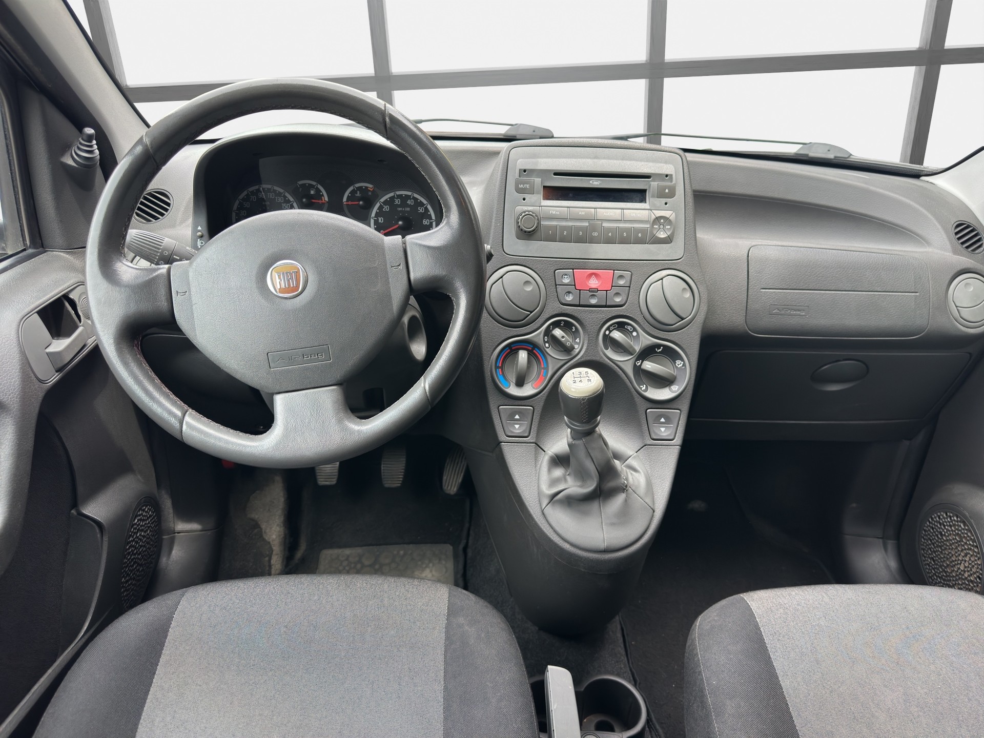 FIAT Panda 1.2 Climbing 4x4-image-12