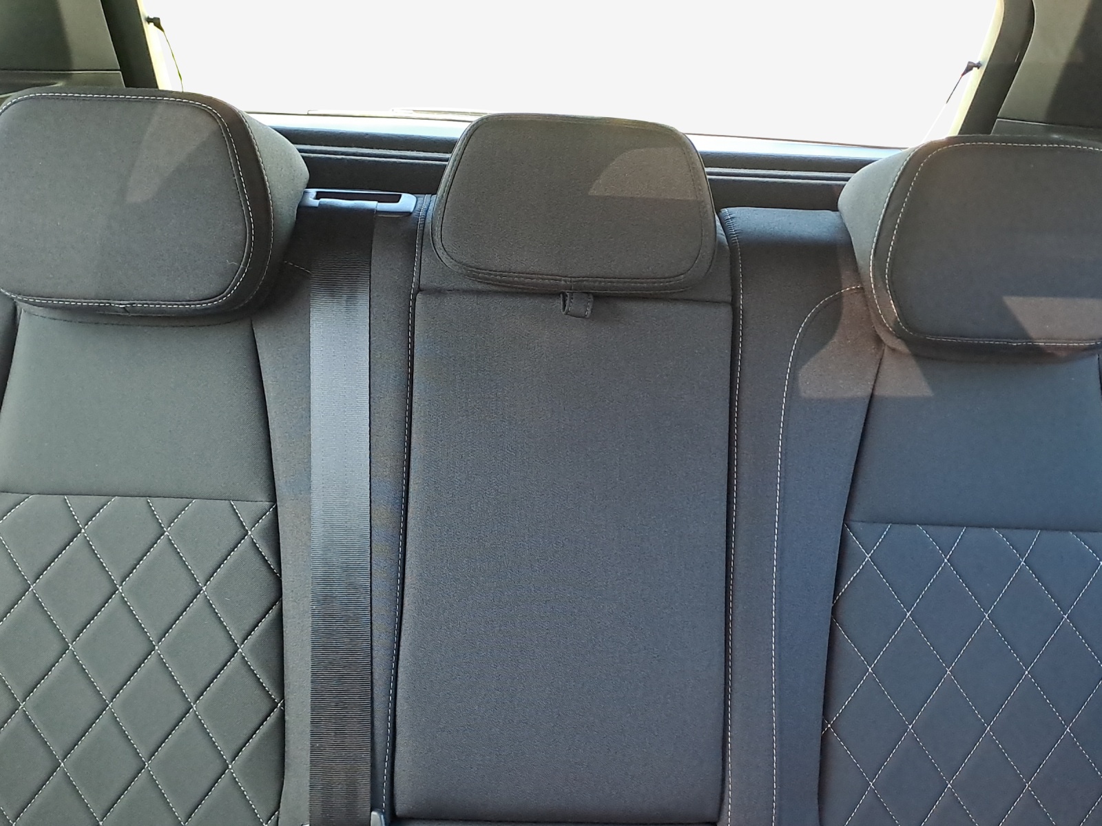 SKODA Karoq 2.0 TSI SportLine 4x4 DSG-image-10
