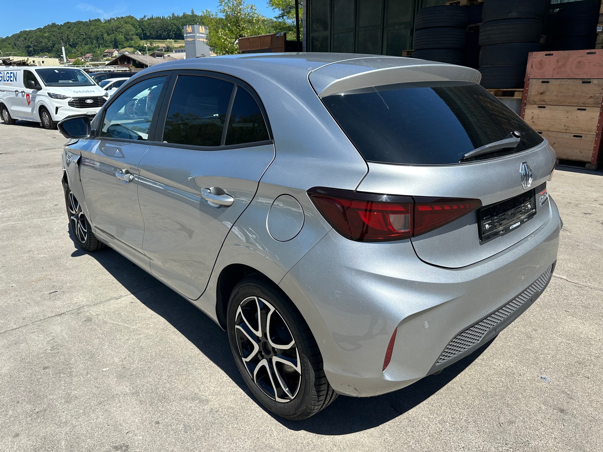 MG 3 1.5 Hybrid Luxury Aut.-image-2