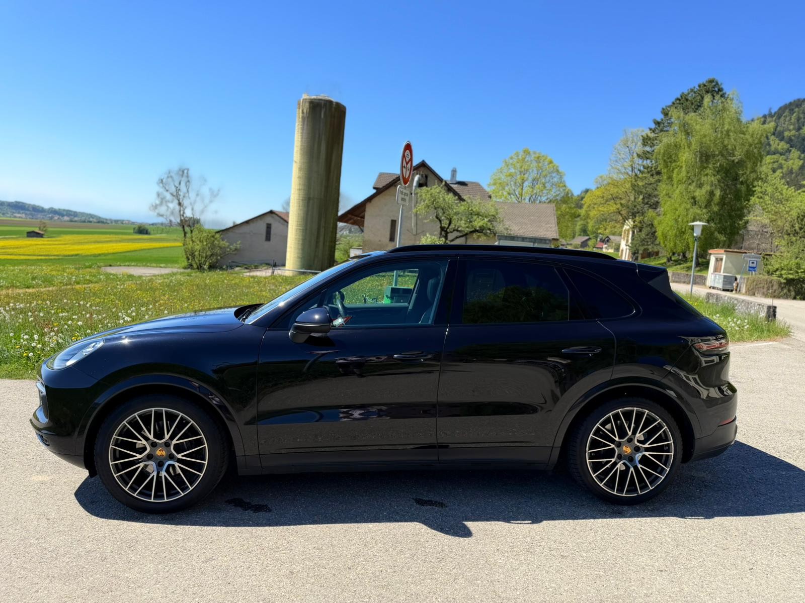 PORSCHE 3.0 V6 340CV 1ère main Véhicule CH-image-2