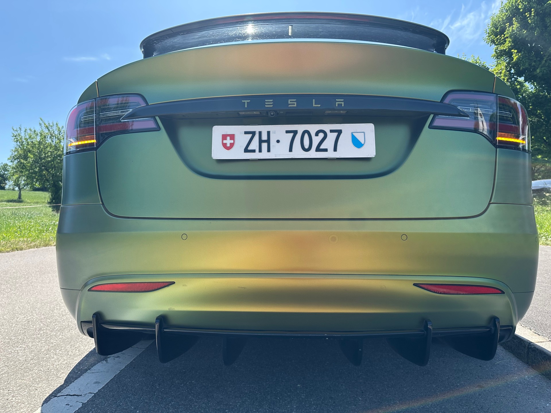 TESLA 90 D-image-1