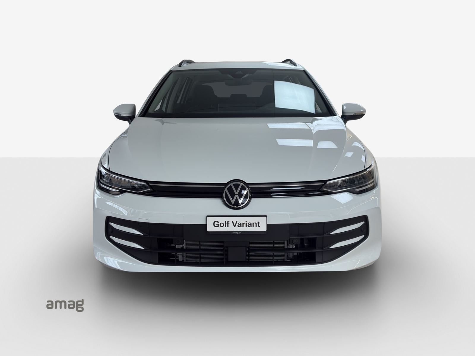 VW Golf Variant 1.5 eTSI mHEV Life DSG-image-6