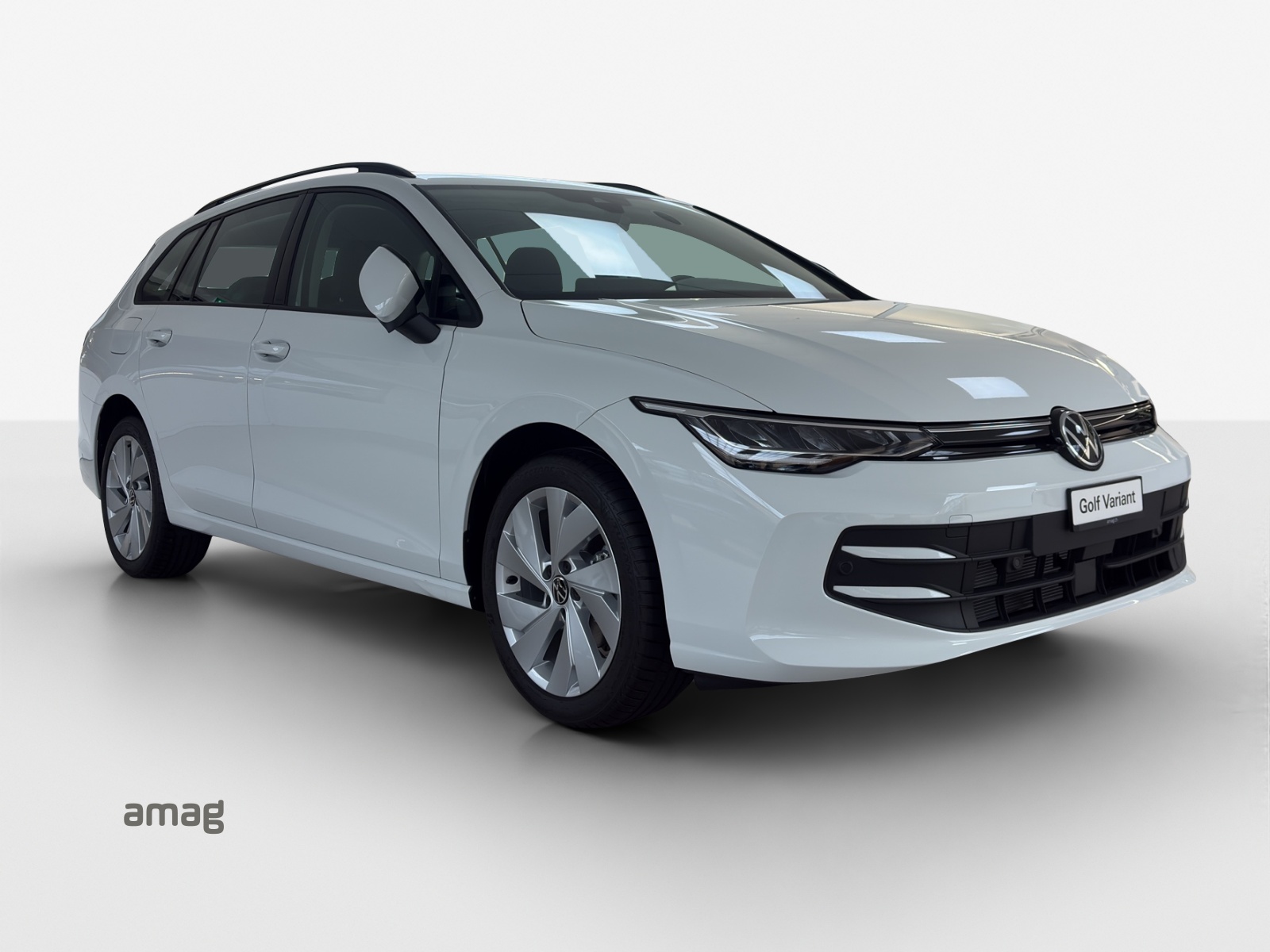 VW Golf Variant 1.5 eTSI mHEV Life-image-5