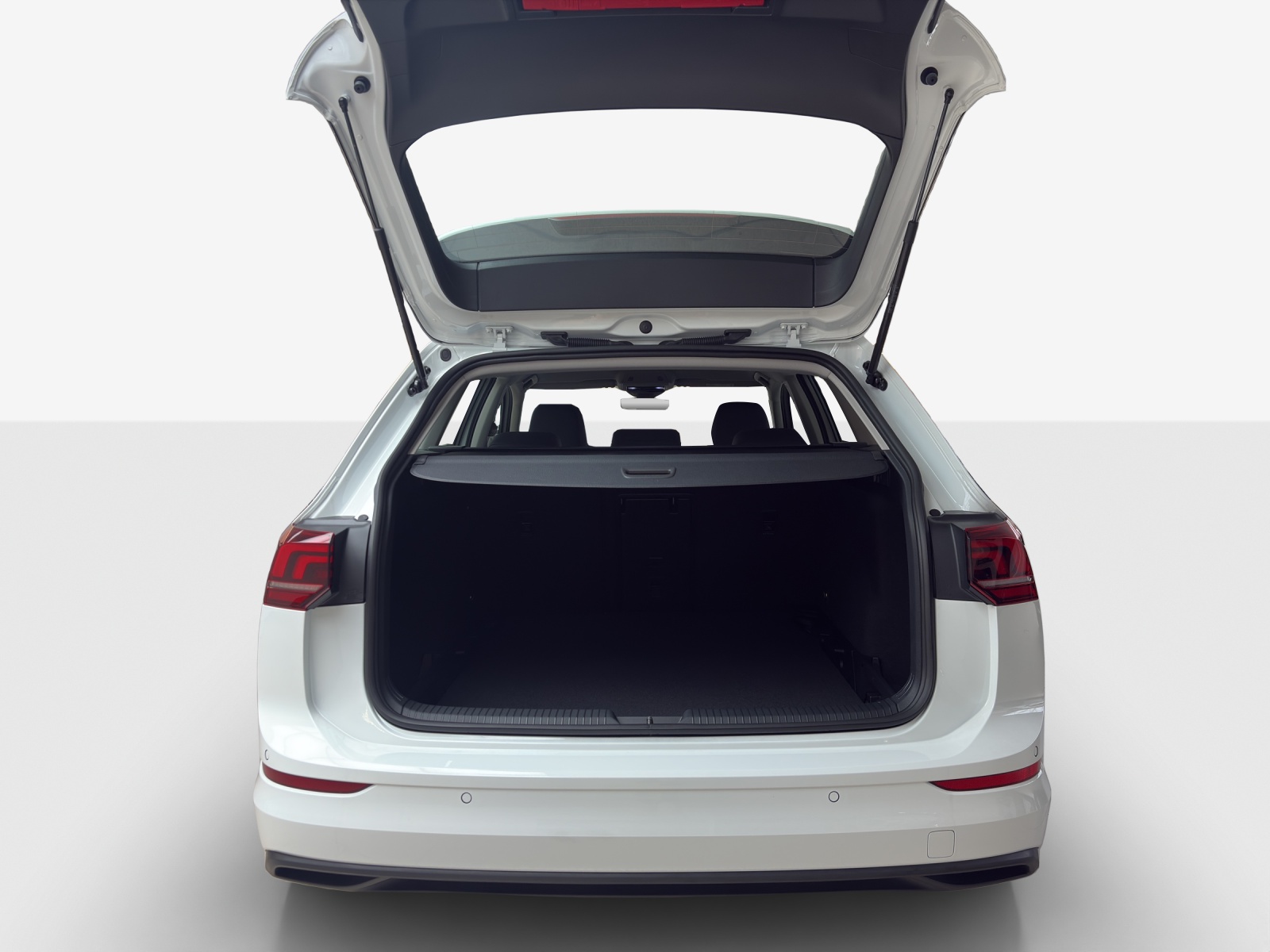 VW Golf Variant 1.5 eTSI mHEV Life-image-14