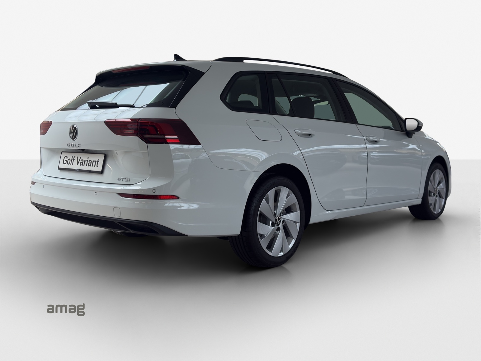 VW Golf Variant 1.5 eTSI mHEV Life DSG-image-4