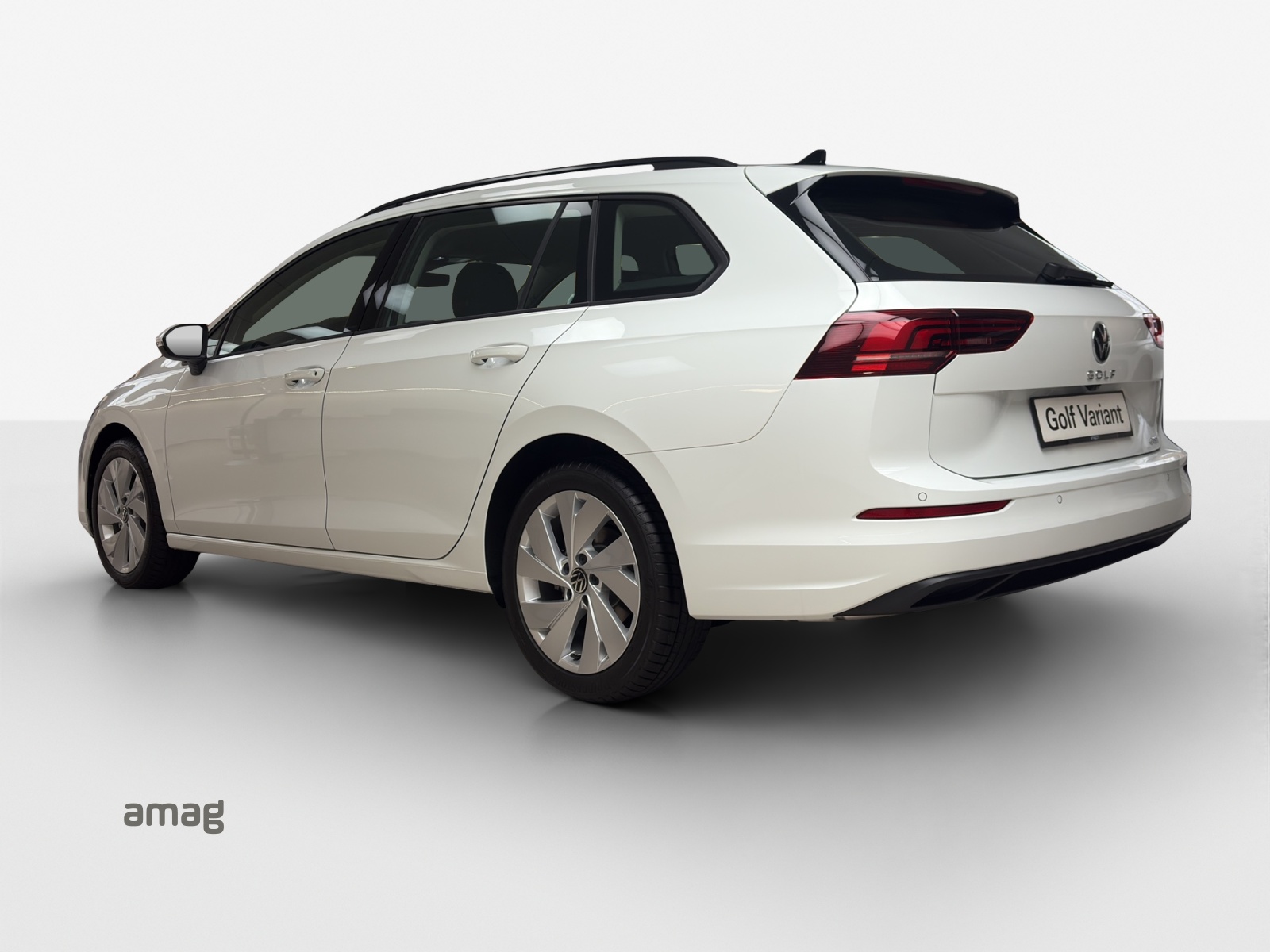 VW Golf Variant 1.5 eTSI mHEV Life-image-2