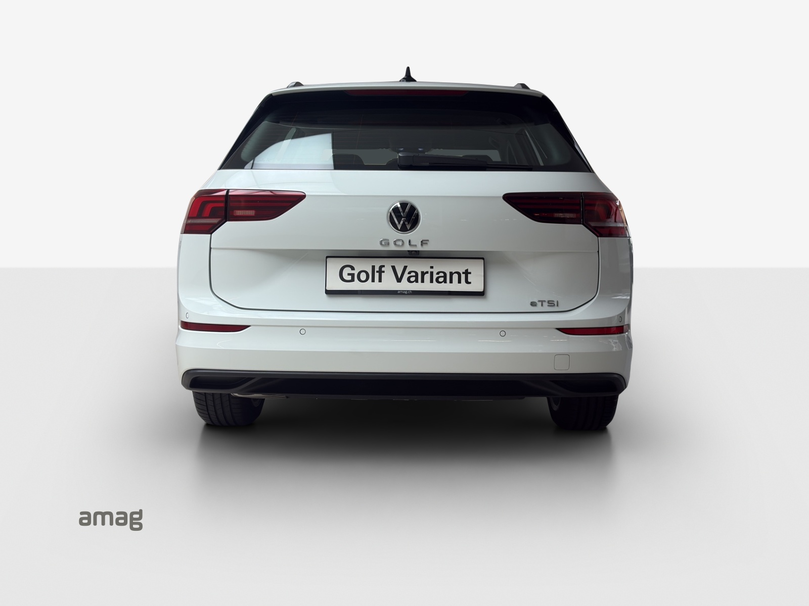 VW Golf Variant 1.5 eTSI mHEV Life-image-3