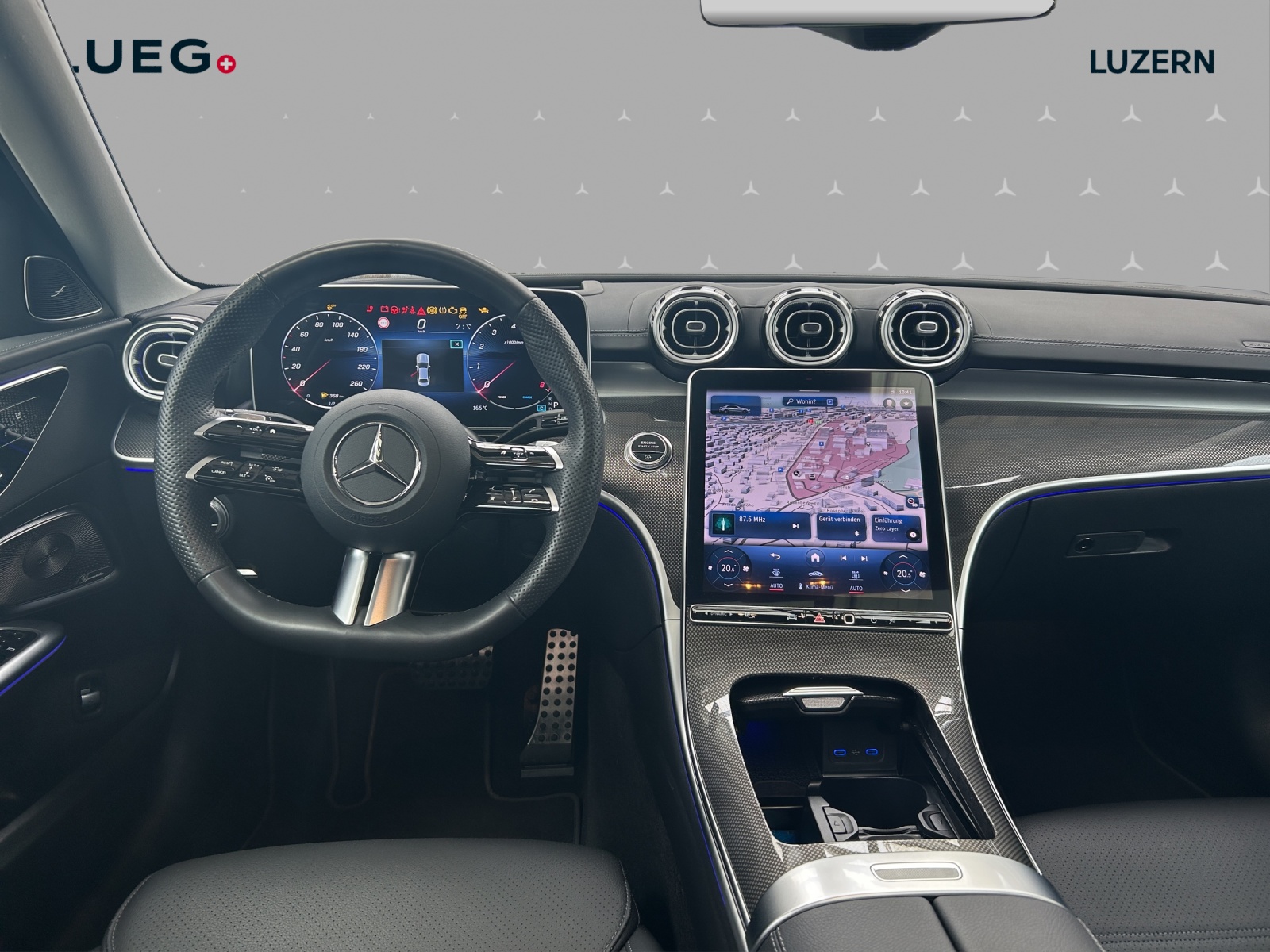 MERCEDES-BENZ C 200 4 Matic-image-10