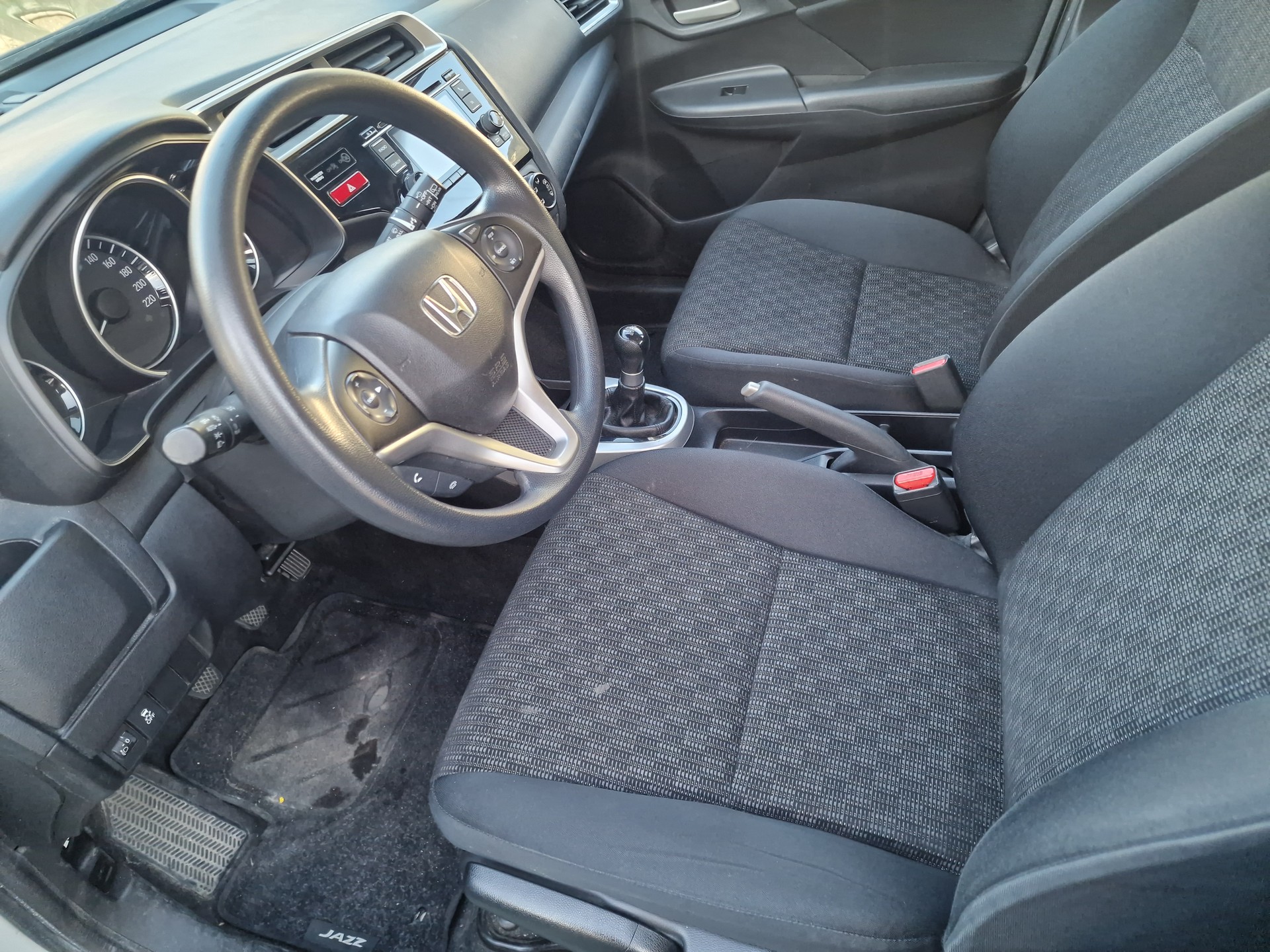 HONDA Jazz 1.3i-VTEC Trend-image-8