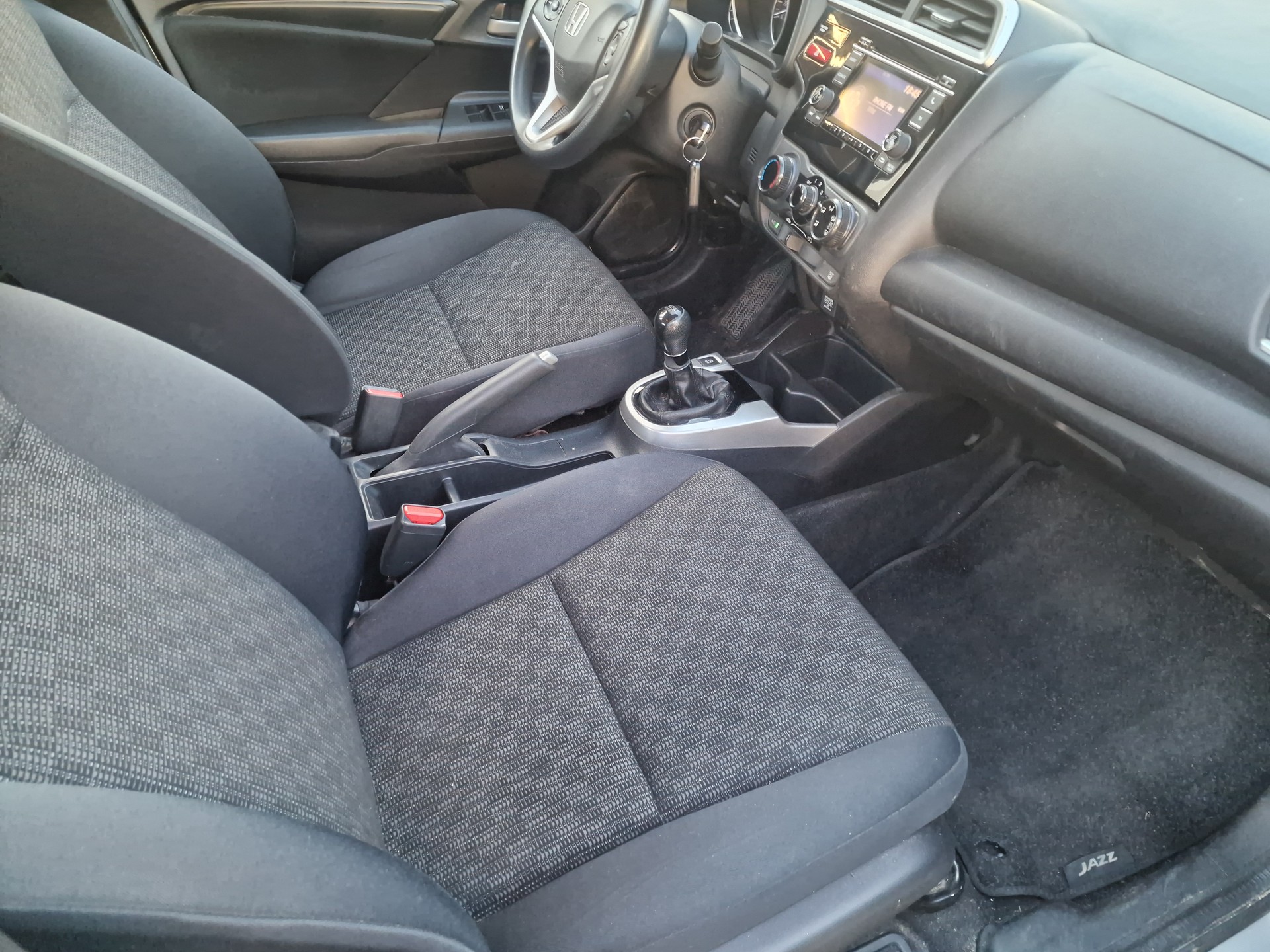 HONDA Jazz 1.3i-VTEC Trend-image-9