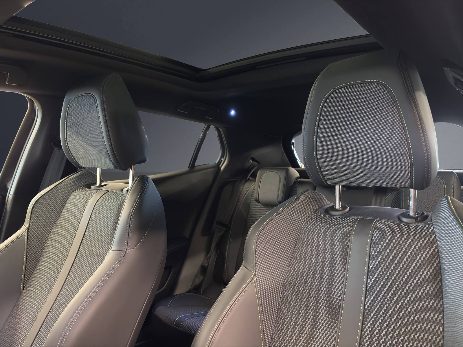 Image PEUGEOT 2008 2008 1.2 PureTech GT