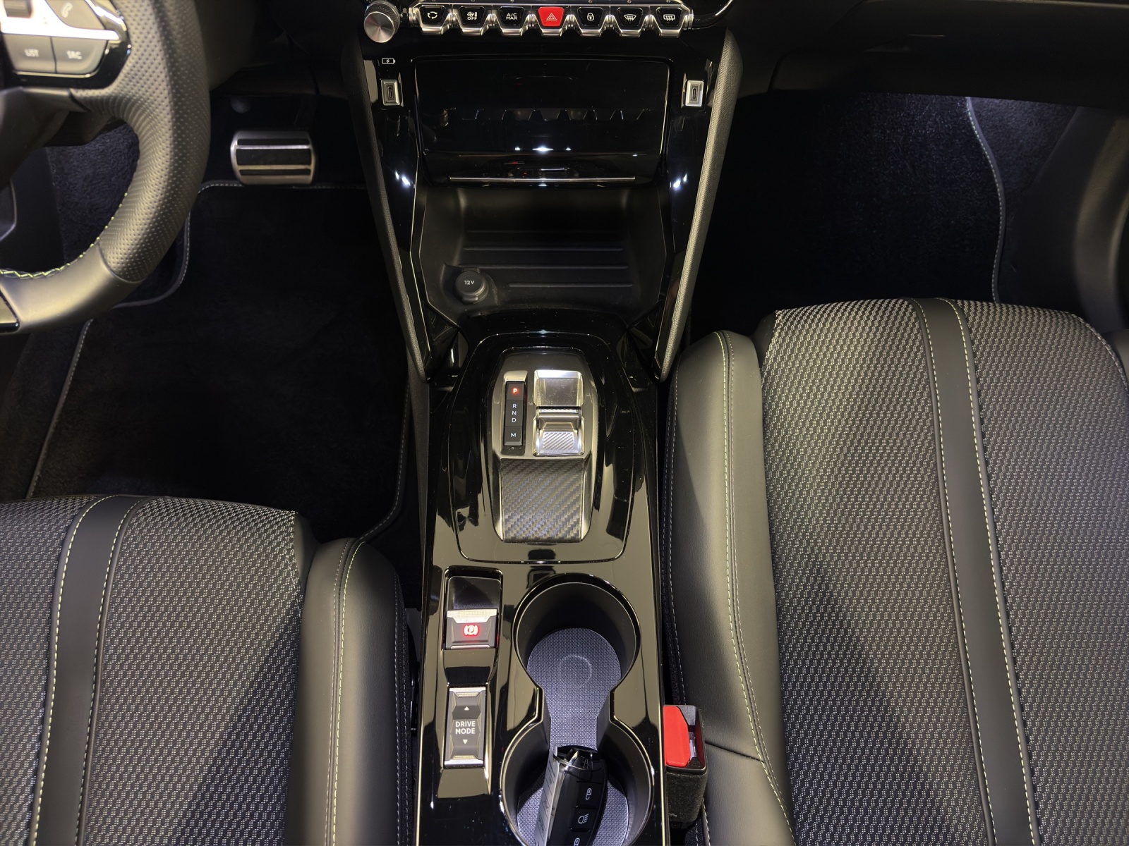 Image PEUGEOT 2008 2008 1.2 PureTech GT