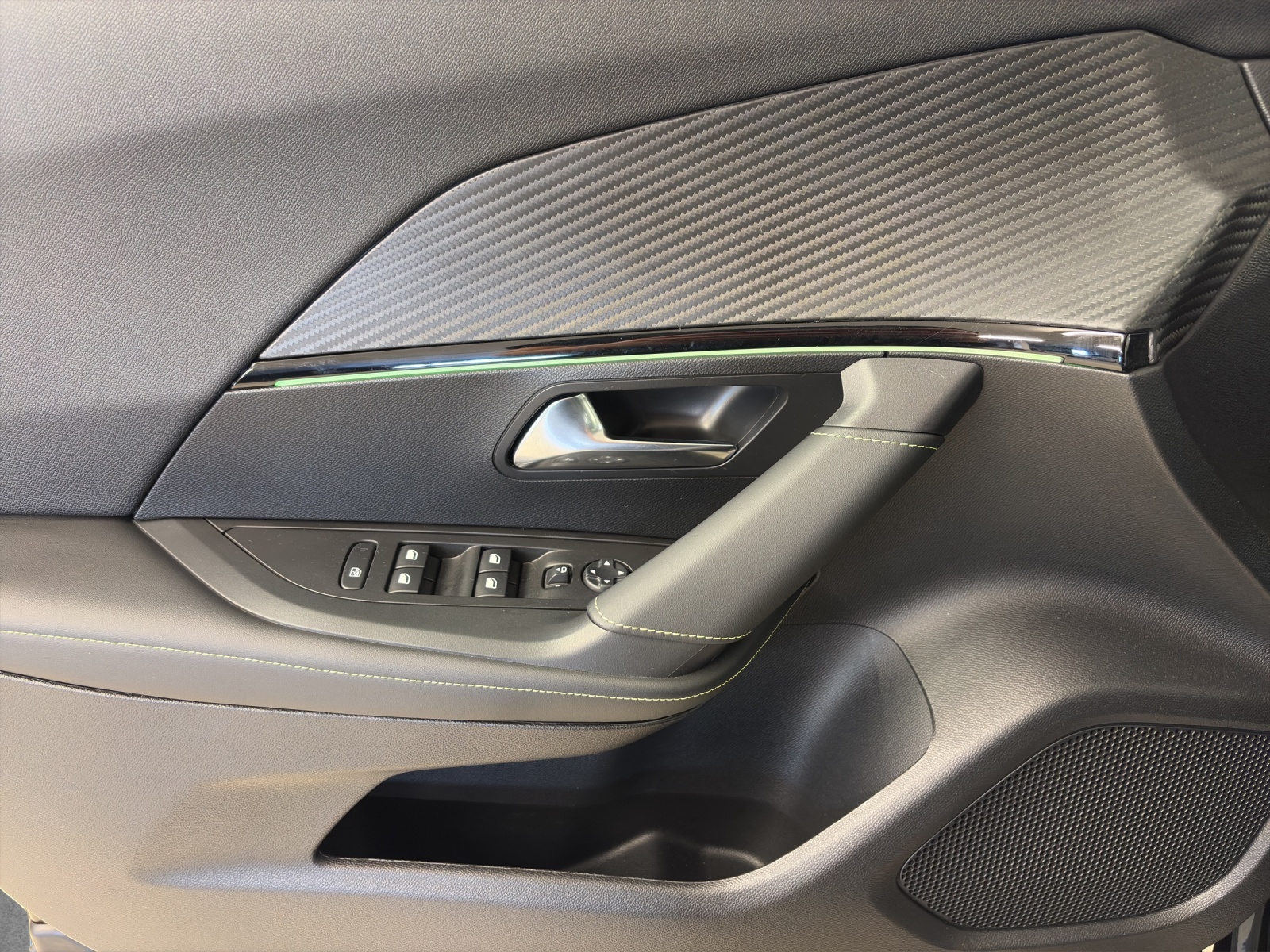 Image PEUGEOT 2008 2008 1.2 PureTech GT