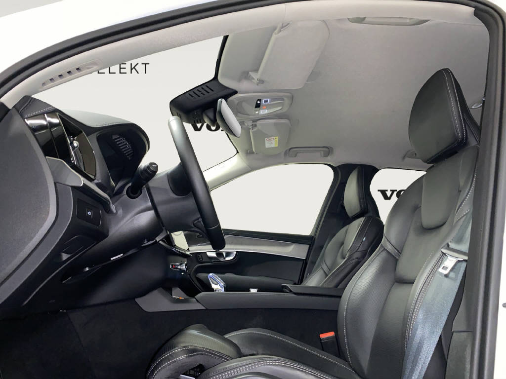 VOLVO XC90 2.0 B5 MH Plus Bright AWD-image-6