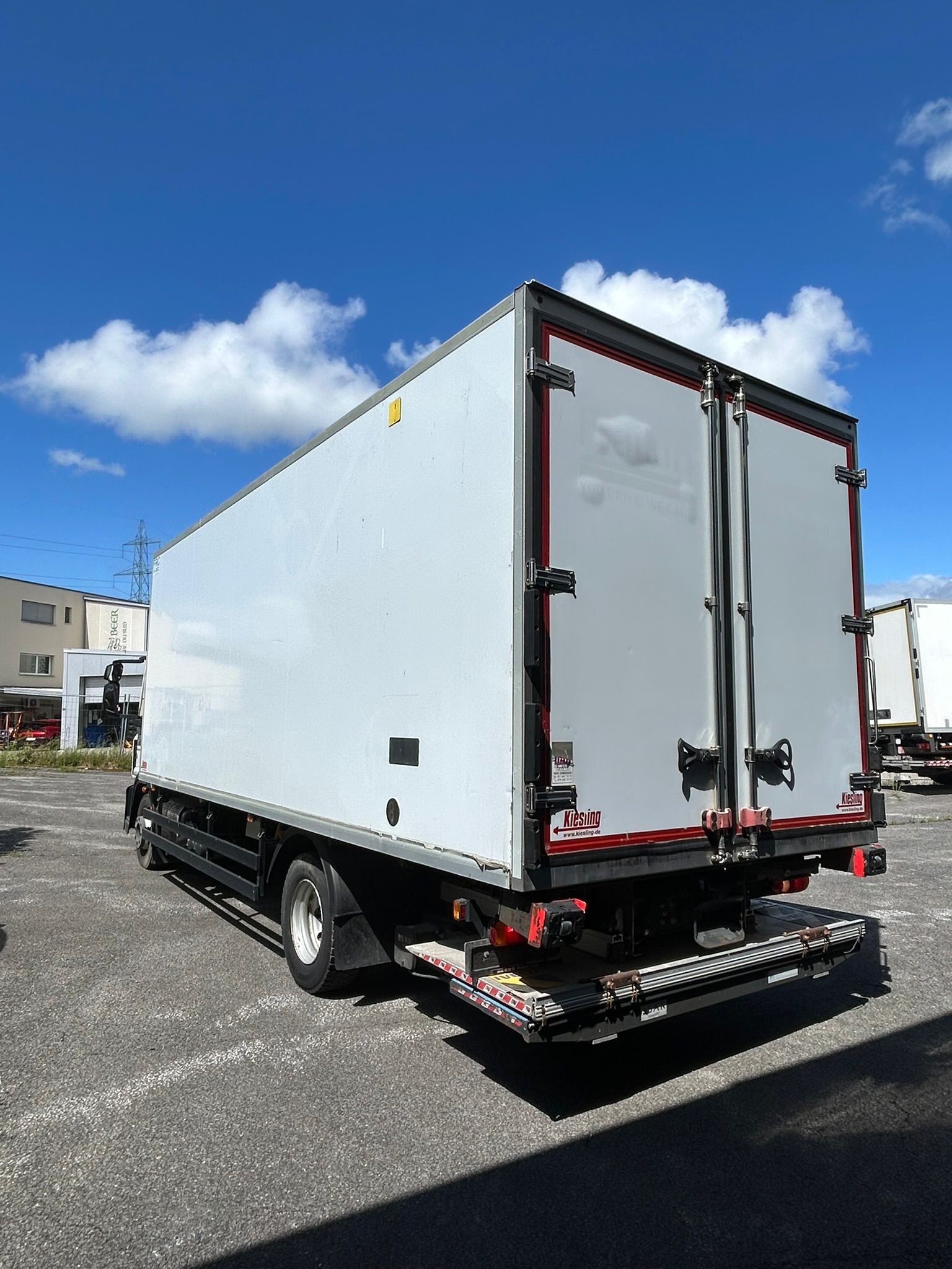 IVECO 120E25 Eurocargo-image-6