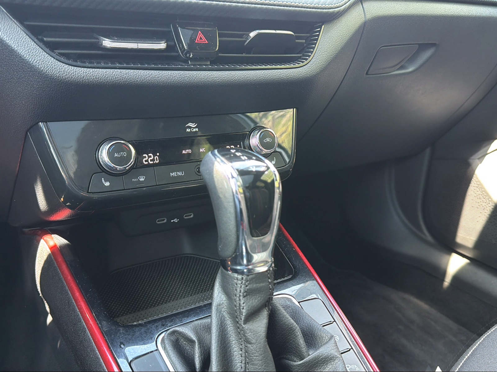 SKODA Fabia 1.0 TSI Monte Carlo DSG-image-15