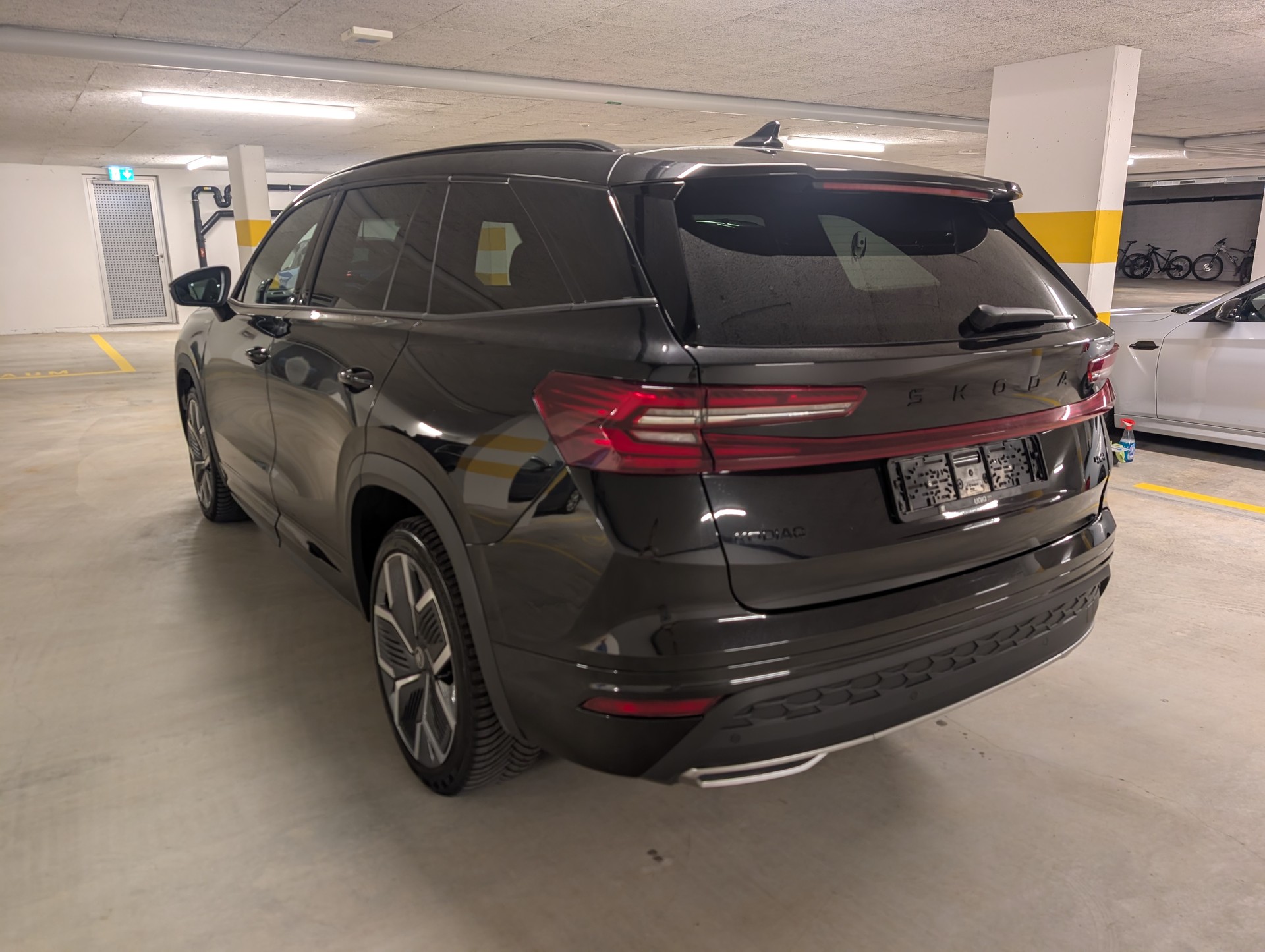 SKODA Kodiaq 2.0 TSI Sportline 4x4-image-5