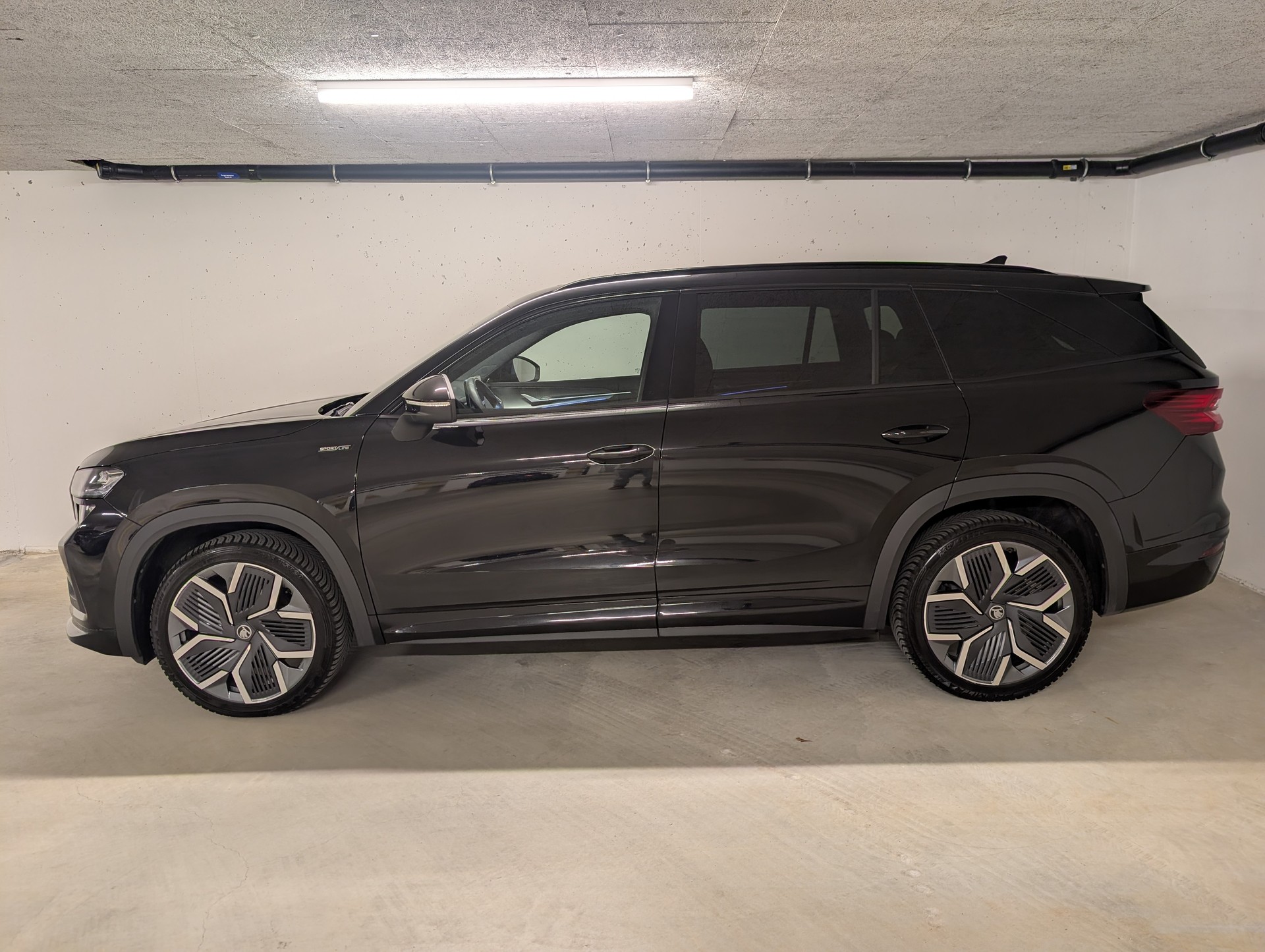 SKODA Kodiaq 2.0 TSI Sportline 4x4-image-3