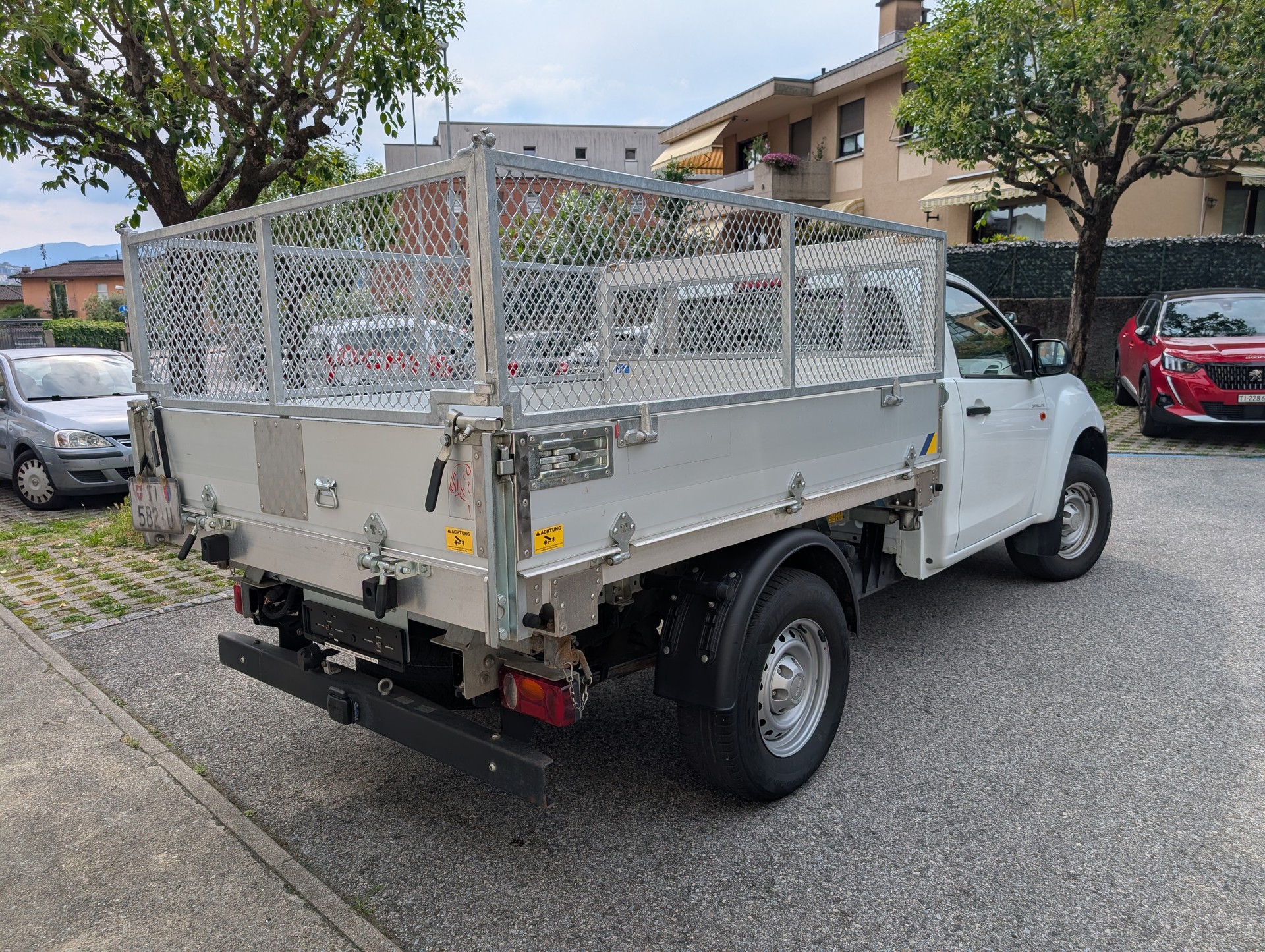 ISUZU D-MAX 1.9 SingleCab Satellite 4x4-image-3