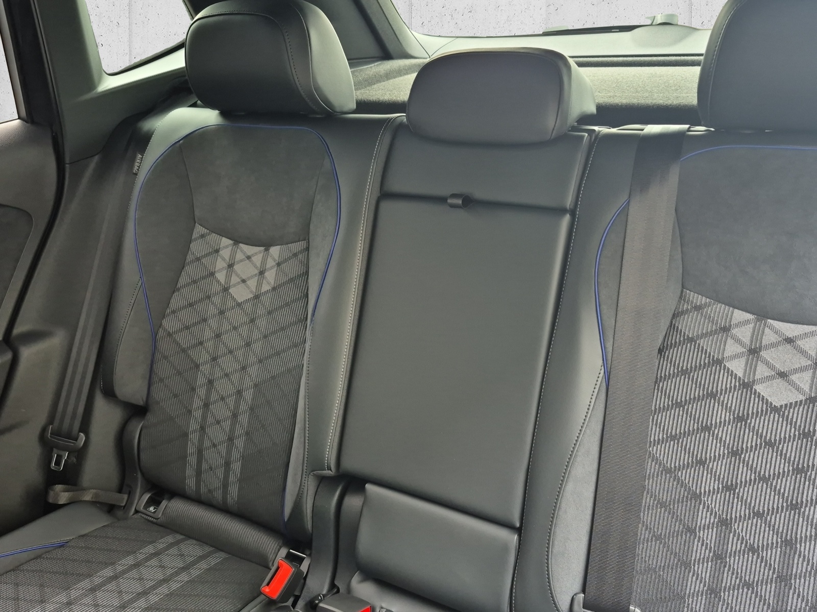 VW Tiguan 1.5 TSI evo2 eHybrid R-Line DSG-image-12