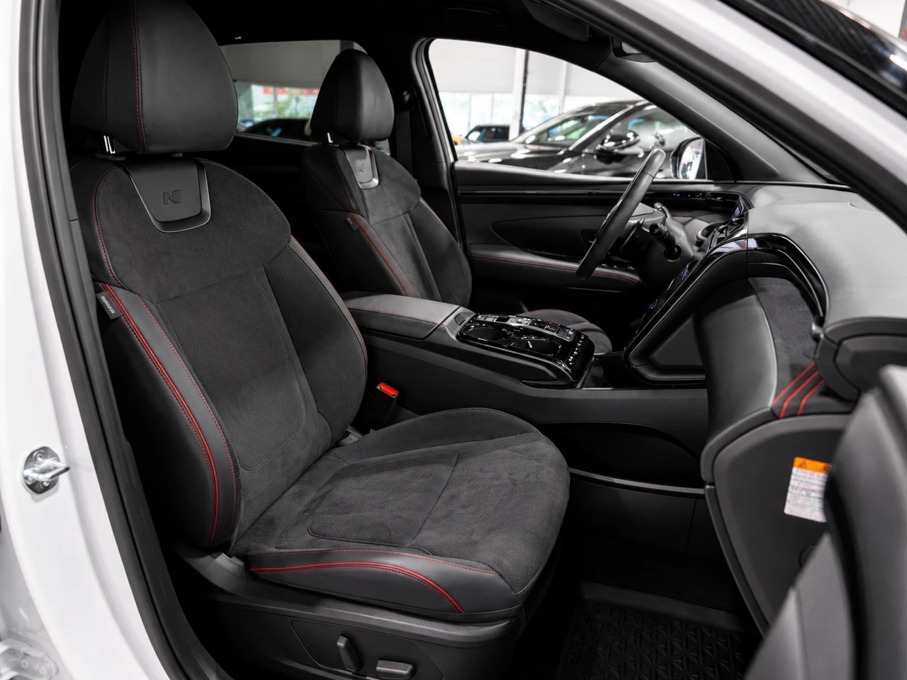 HYUNDAI Tucson 1.6 T-GDi HEV N-Line LUX.pack 4WD-image-11