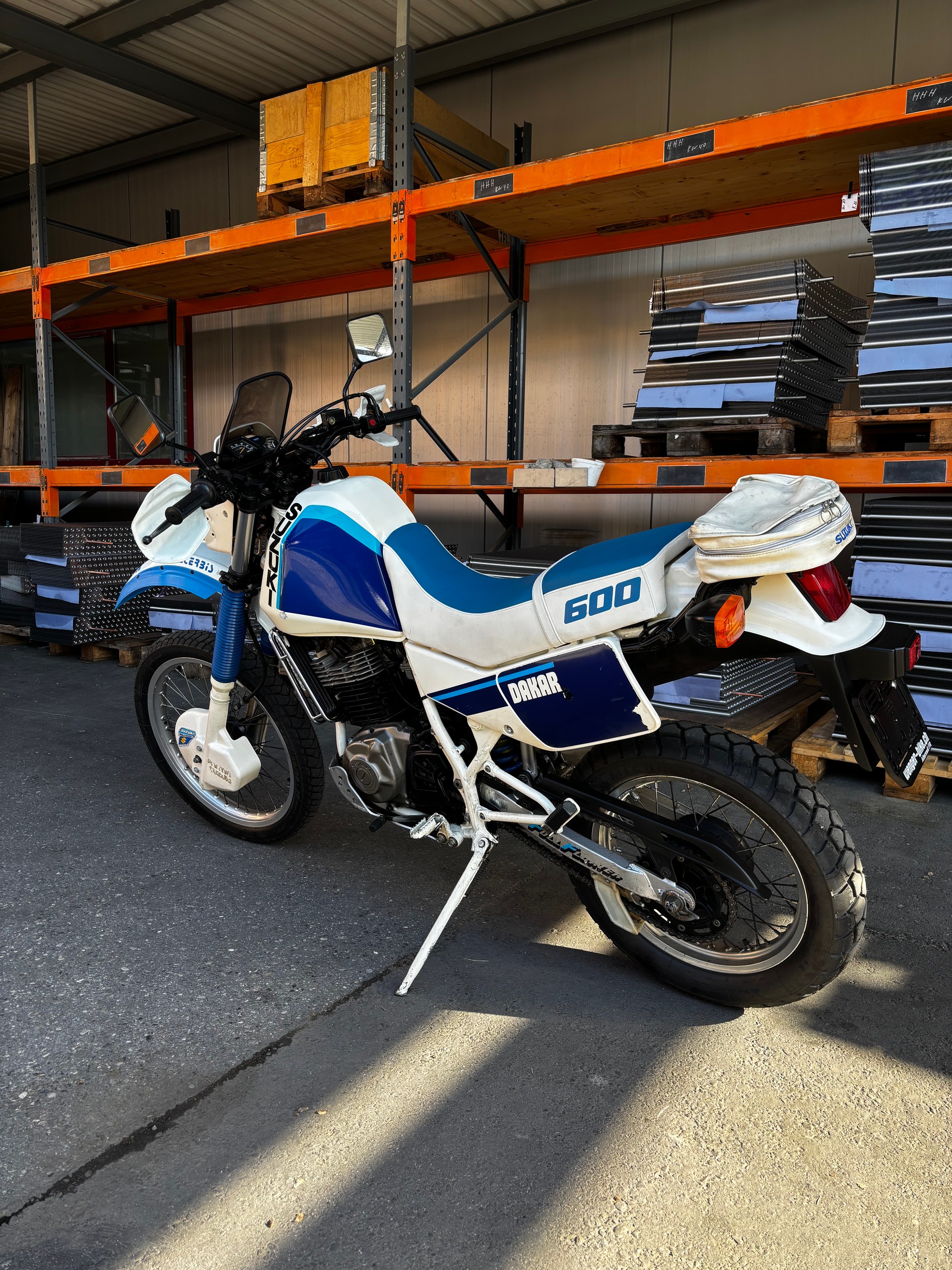 SUZUKI DR 600 R Dakar-image-3